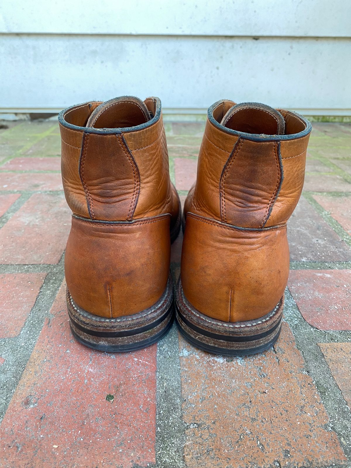 Photo by tmcginness on January 3, 2023 of the Grant Stone Diesel Boot in Horween Natural Essex.