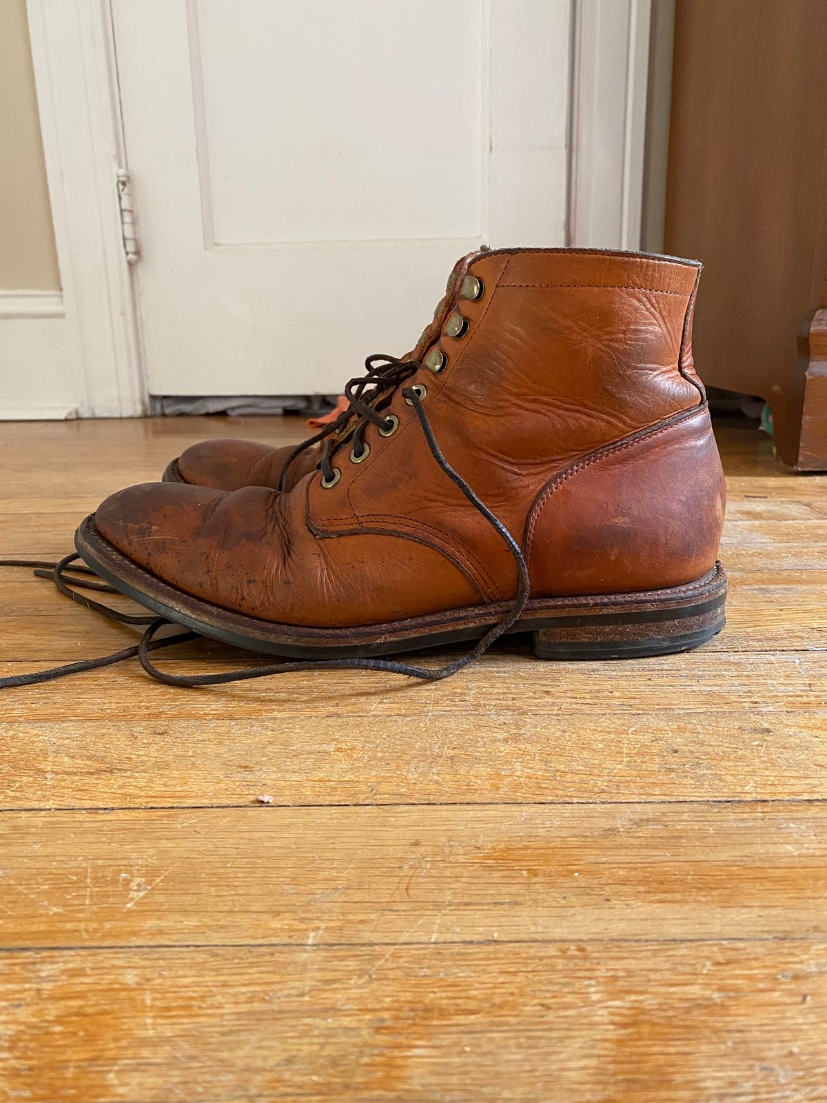 Photo by tmcginness on March 5, 2023 of the Grant Stone Diesel Boot in Horween Natural Essex.