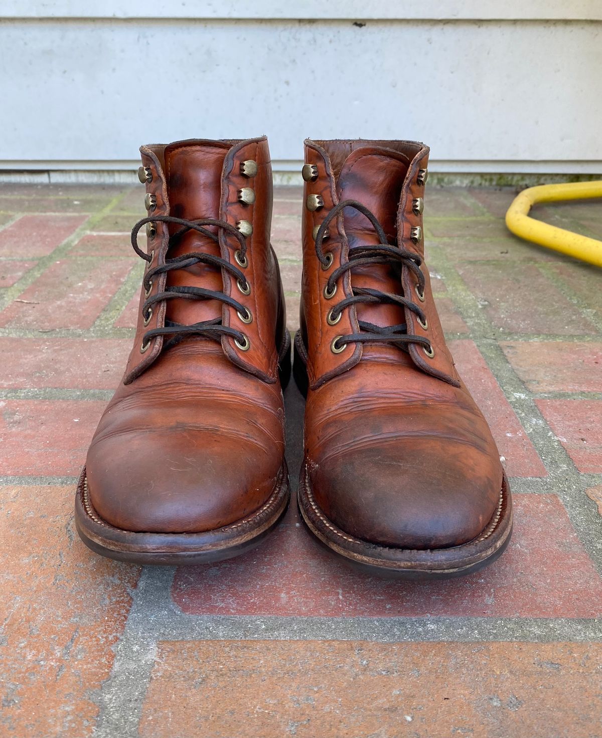 Photo by tmcginness on April 3, 2023 of the Grant Stone Diesel Boot in Horween Natural Essex.