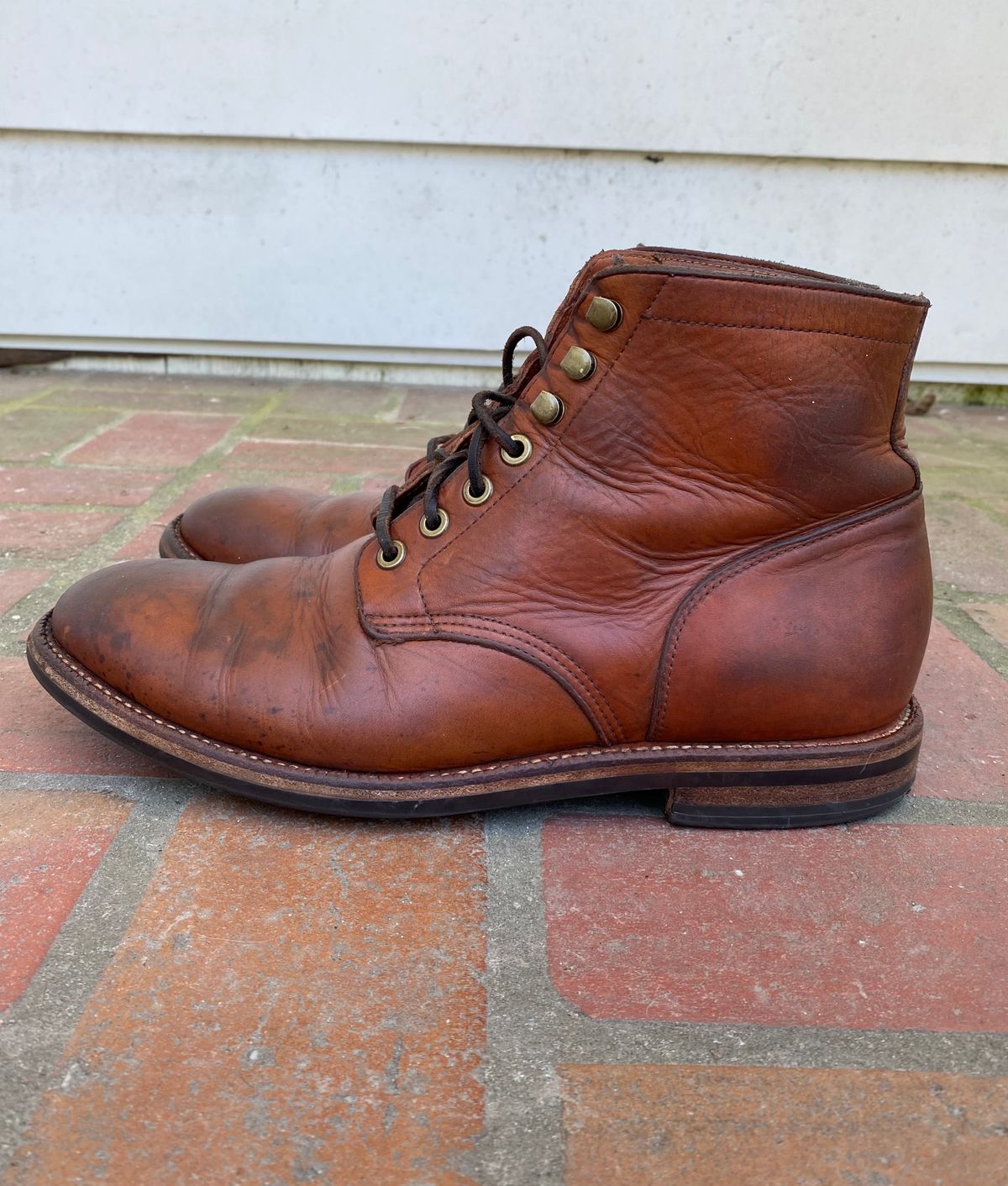 Photo by tmcginness on April 3, 2023 of the Grant Stone Diesel Boot in Horween Natural Essex.