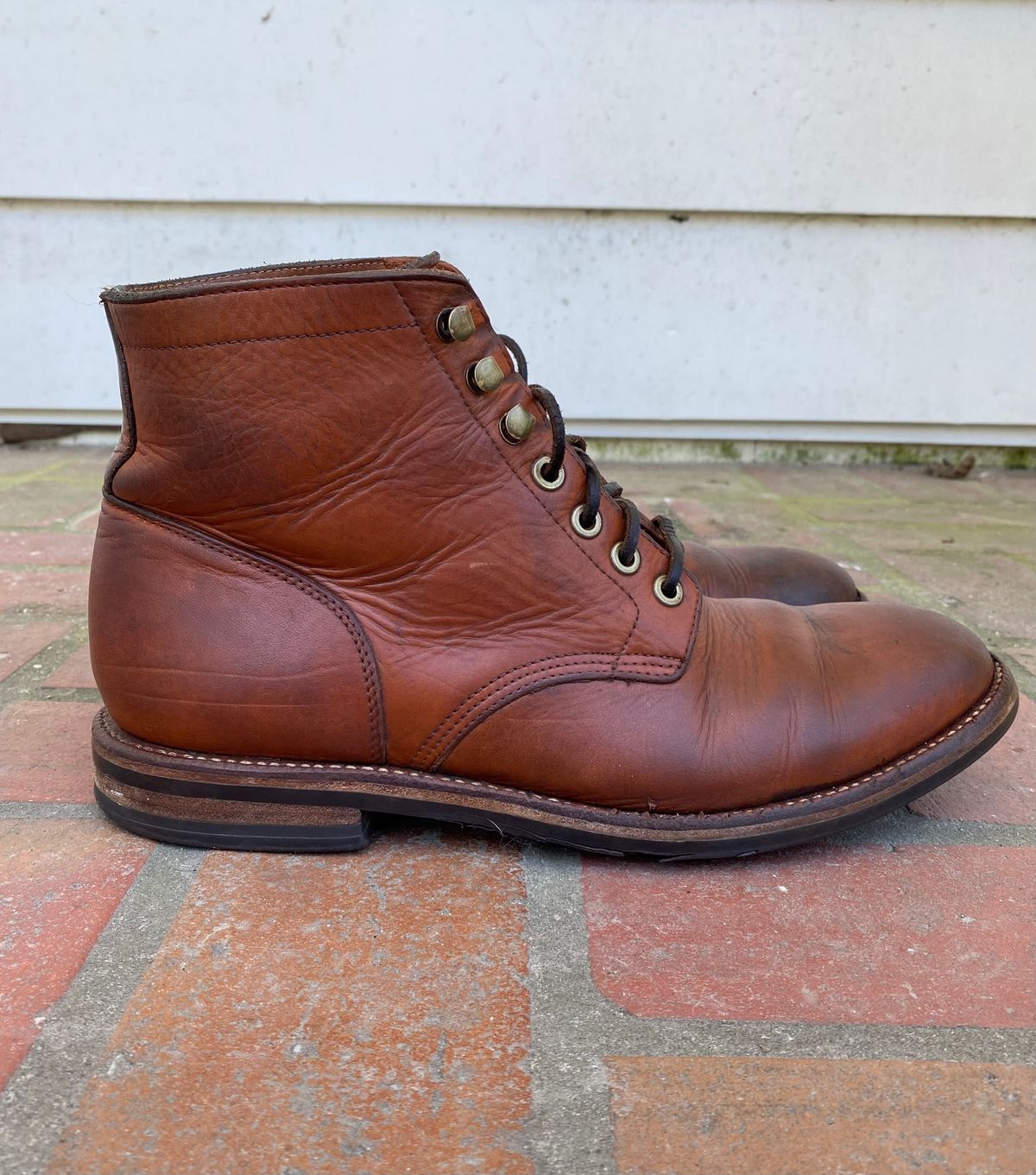 Photo by tmcginness on April 3, 2023 of the Grant Stone Diesel Boot in Horween Natural Essex.