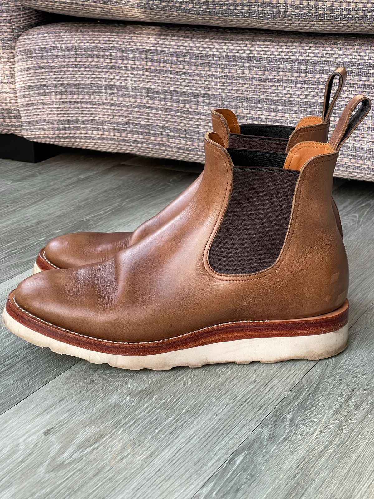 Photo by elliottjhill on November 2, 2022 of the Benzein The Seventh Chelsea Boot in Horween Natural Chromexcel.