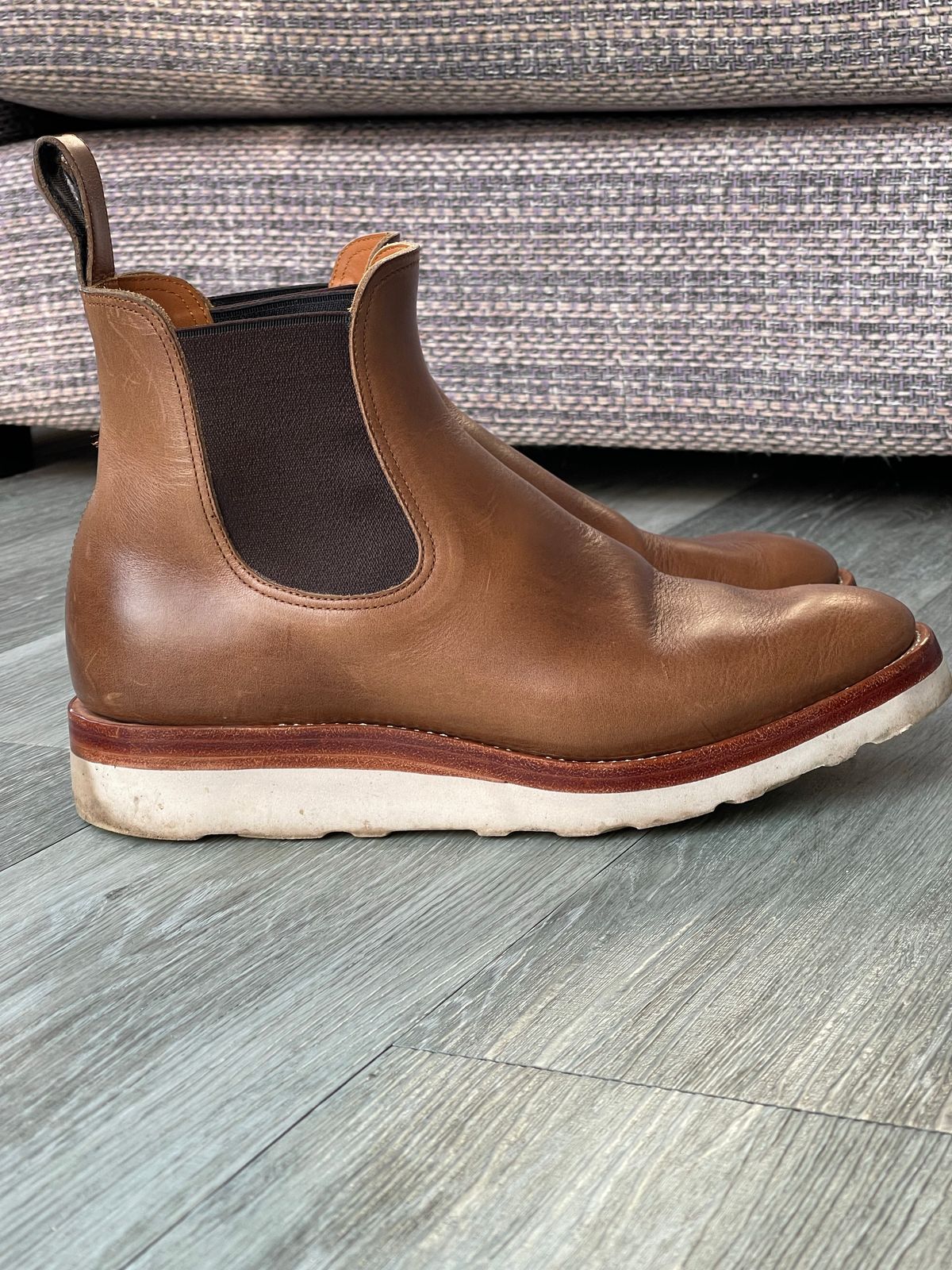 Photo by elliottjhill on November 2, 2022 of the Benzein The Seventh Chelsea Boot in Horween Natural Chromexcel.