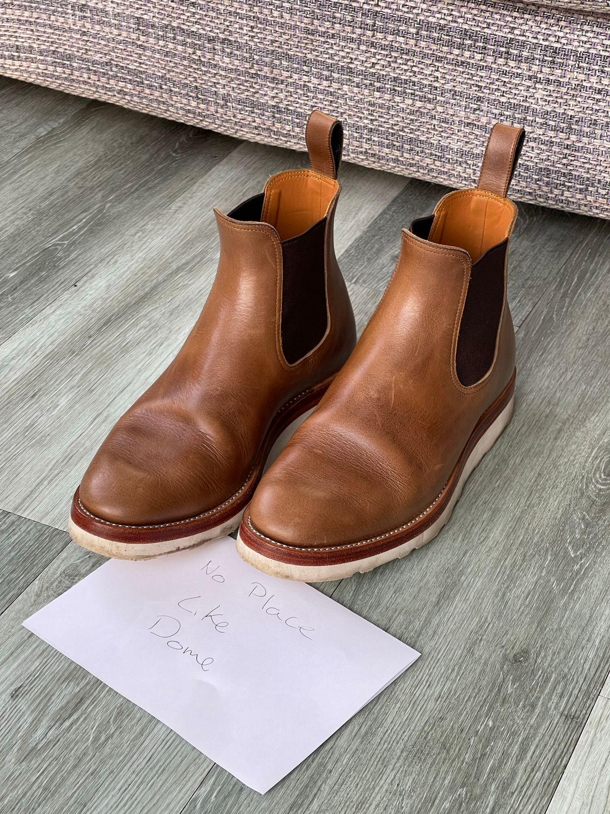Photo by elliottjhill on November 2, 2022 of the Benzein The Seventh Chelsea Boot in Horween Natural Chromexcel.