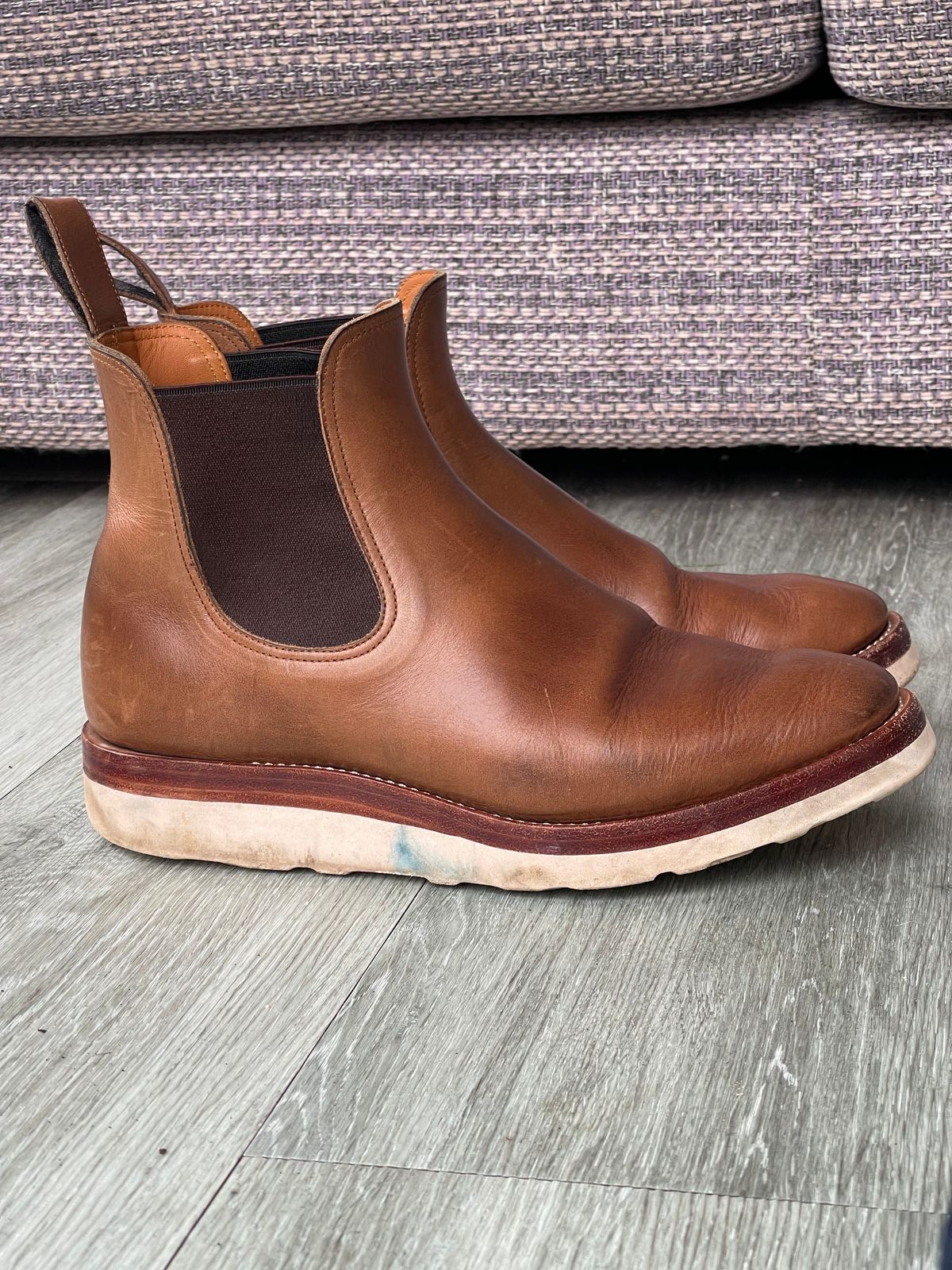 Photo by elliottjhill on April 1, 2023 of the Benzein The Seventh Chelsea Boot in Horween Natural Chromexcel.