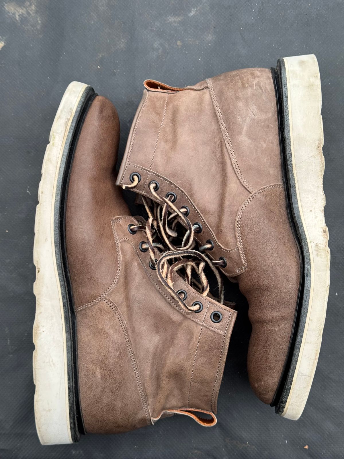 Photo by elliottjhill on November 4, 2025 of the Viberg Scout Boot in Asfalto Washed Kangaroo.