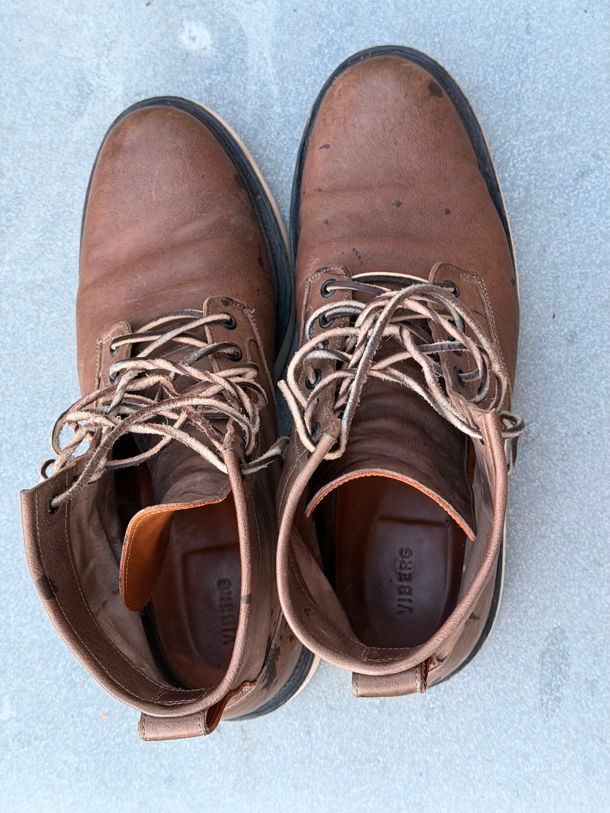 Photo by elliottjhill on December 2, 2025 of the Viberg Scout Boot in Asfalto Washed Kangaroo.
