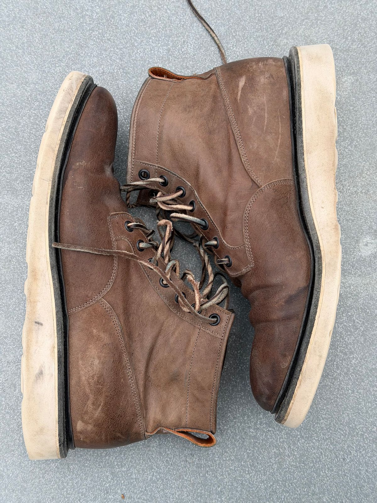 Photo by elliottjhill on March 1, 2026 of the Viberg Scout Boot in Asfalto Washed Kangaroo.