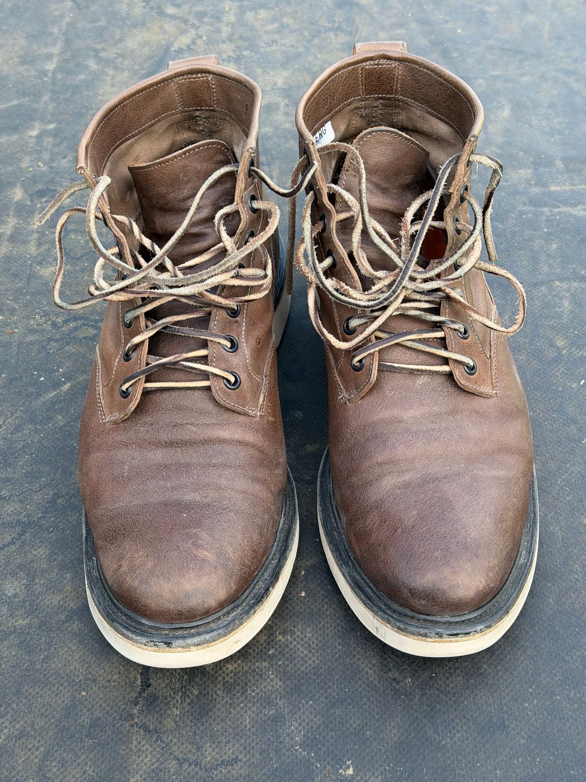 Photo by elliottjhill on March 28, 2026 of the Viberg Scout Boot in Asfalto Washed Kangaroo.