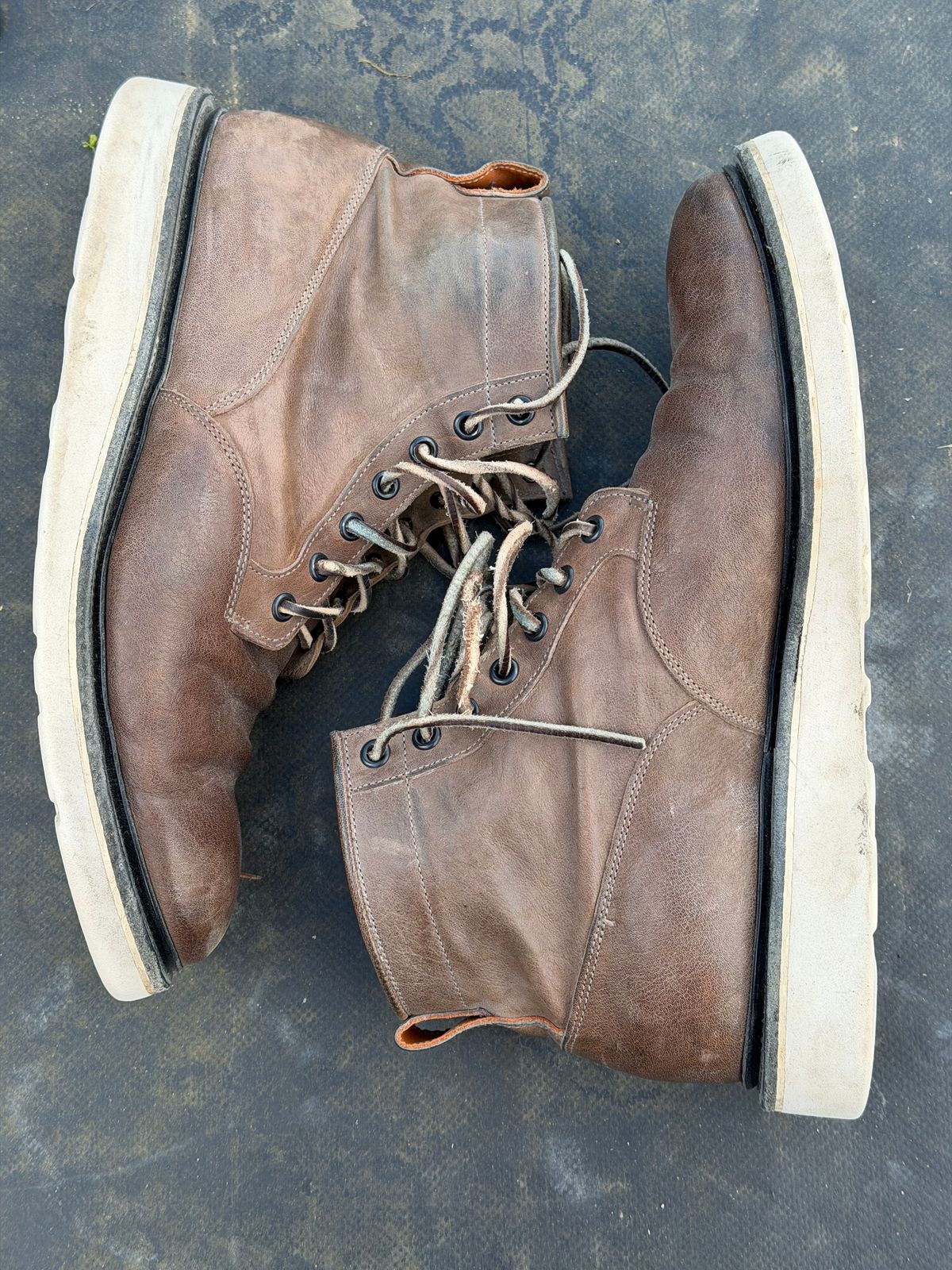 Photo by elliottjhill on March 28, 2026 of the Viberg Scout Boot in Asfalto Washed Kangaroo.