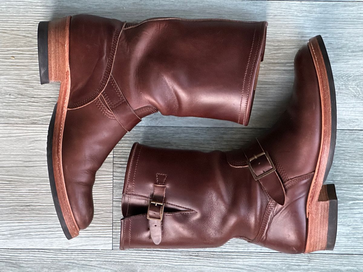Photo by elliottjhill on February 1, 2024 of the John Lofgren Wabash Engineer Boots in Horween Chocolate Chromexcel.