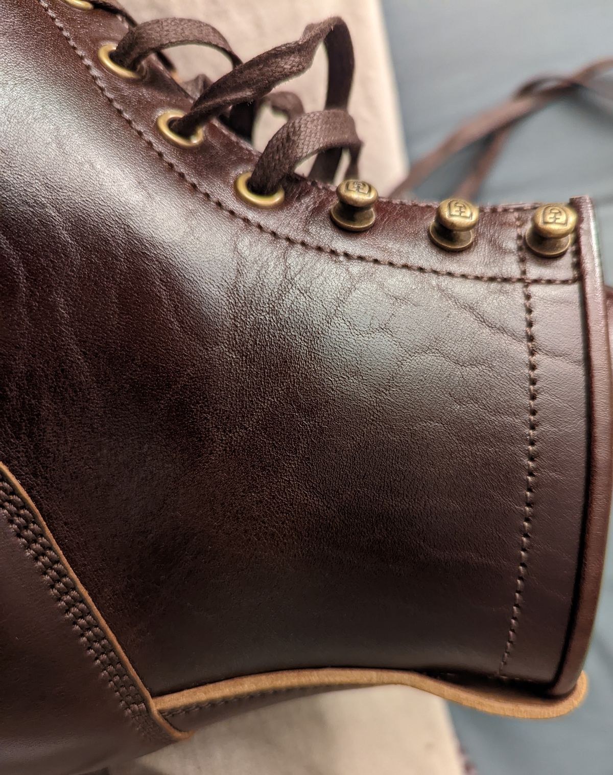 Photo by roger___af on June 22, 2022 of the Flame Panda Service Boot in Shinki Chocolate Antique Horsehide.