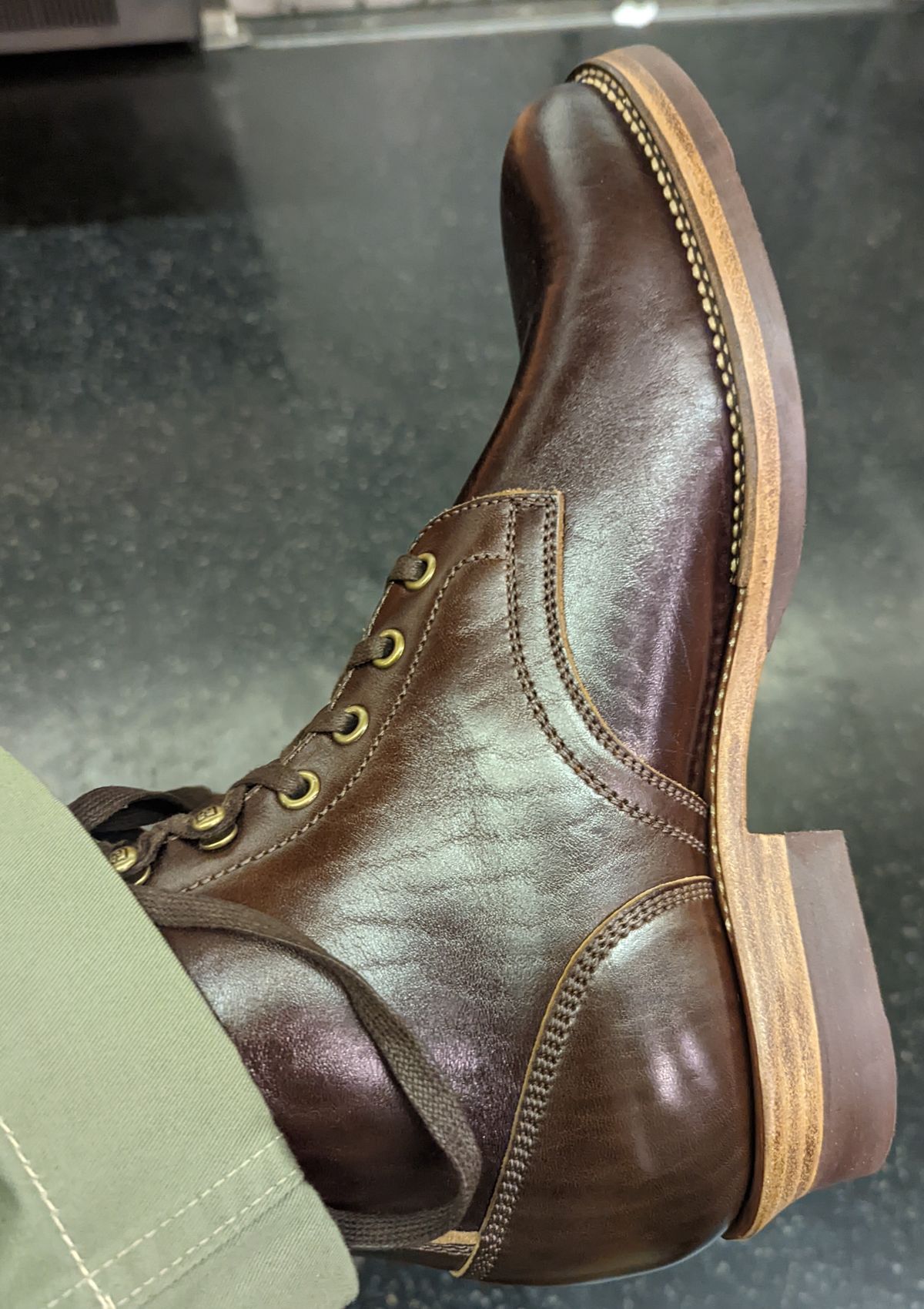 Photo by roger___af on June 30, 2022 of the Flame Panda Service Boot in Shinki Chocolate Antique Horsehide.