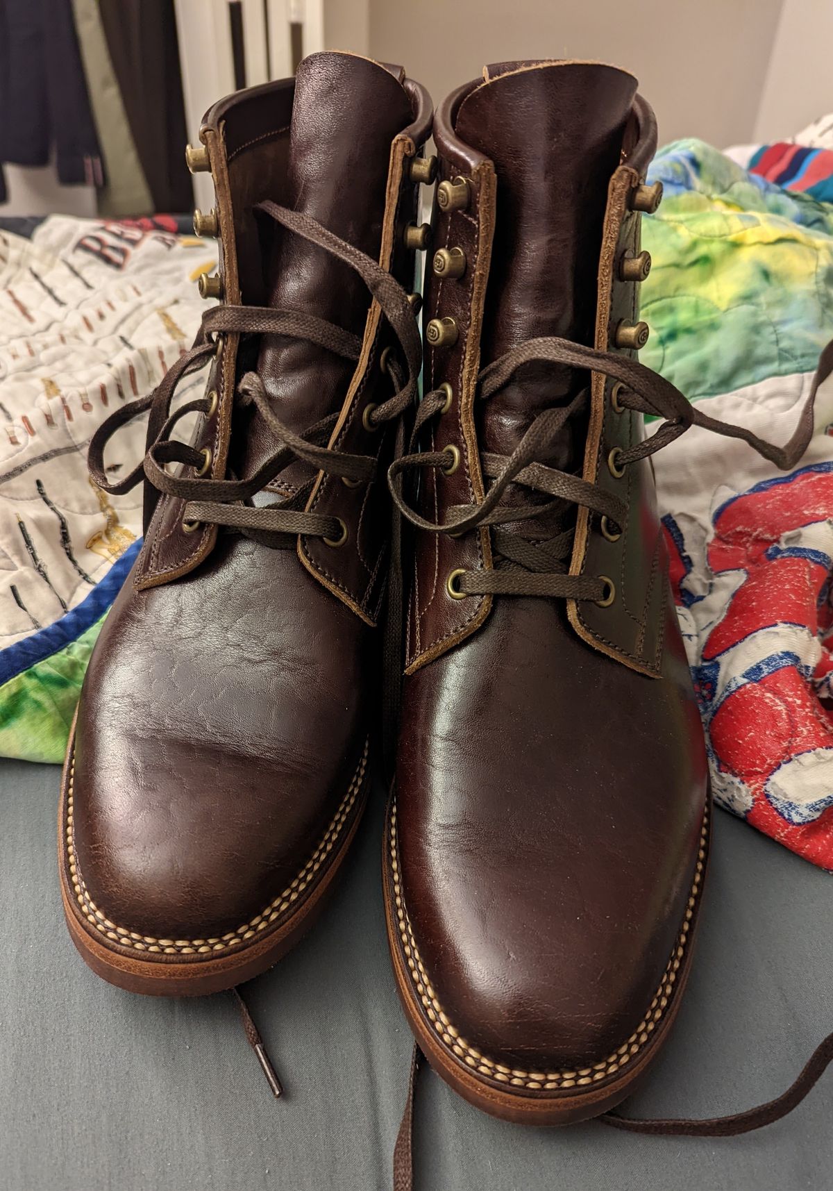 Photo by roger___af on June 22, 2022 of the Flame Panda Service Boot in Shinki Chocolate Antique Horsehide.