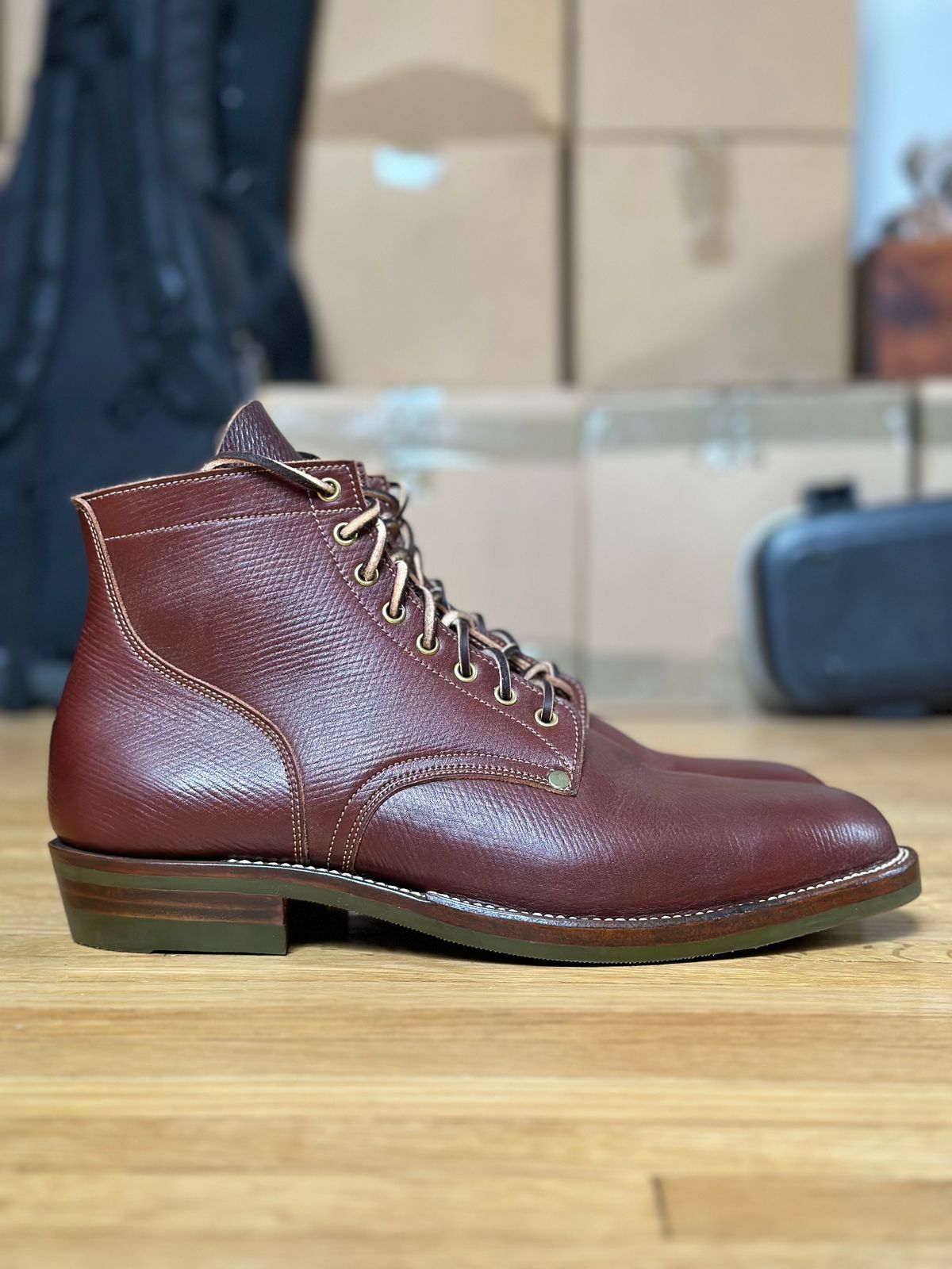 Photo by kosta on October 1, 2022 of the NF Bootmaker Milton Boot in J&FJ Baker Brown Russian Calf.