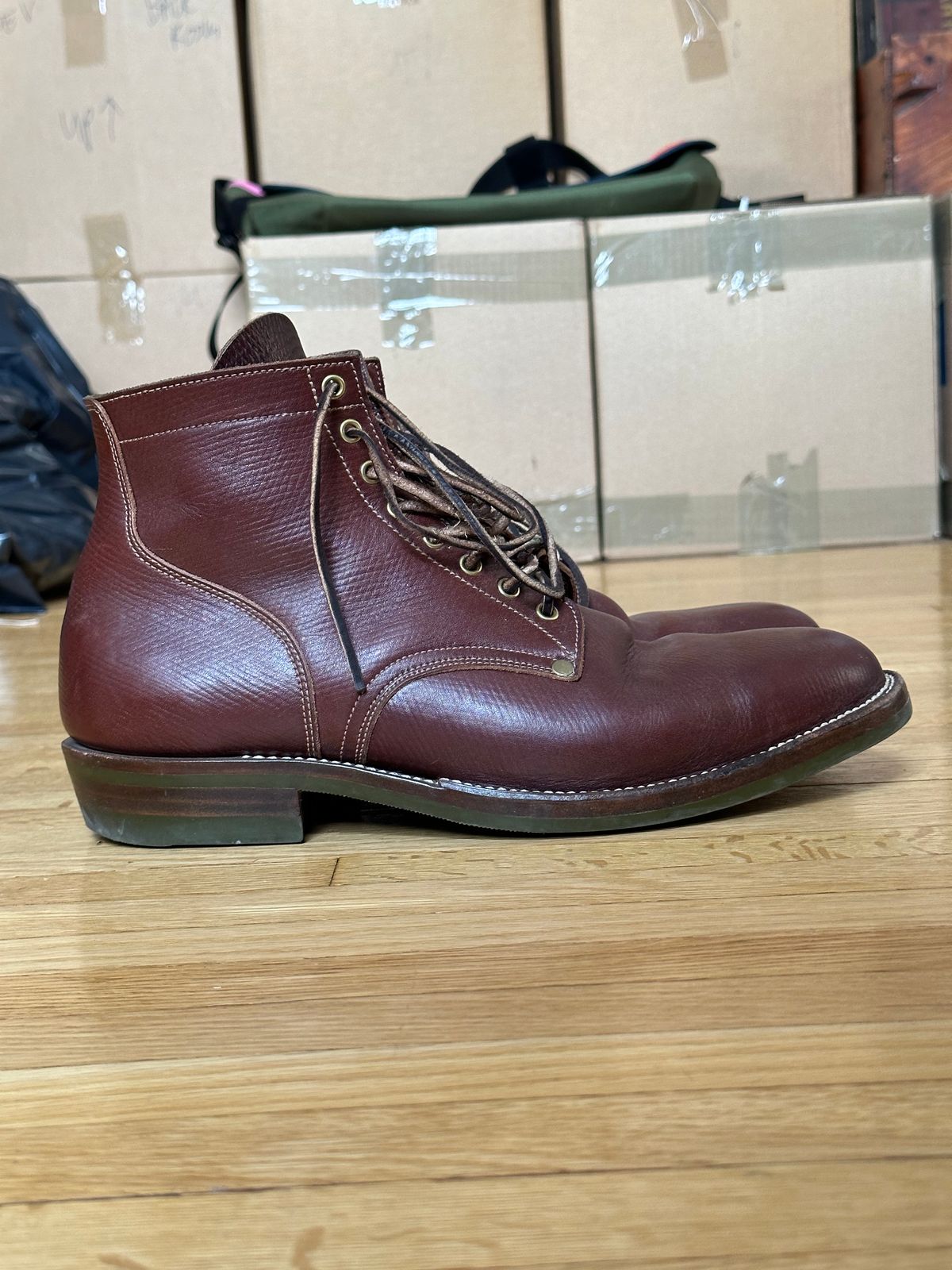 Photo by kosta on December 5, 2022 of the NF Bootmaker Milton Boot in J&FJ Baker Brown Russian Calf.