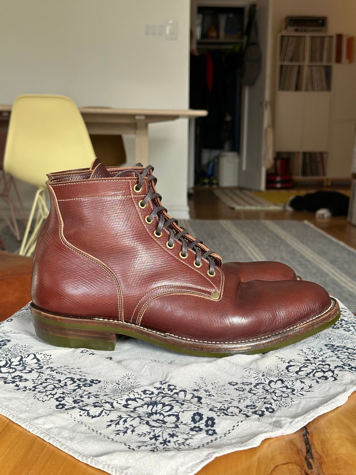 Photo by kosta on February 5, 2023 of the NF Bootmaker Milton Boot in J&FJ Baker Brown Russian Calf.