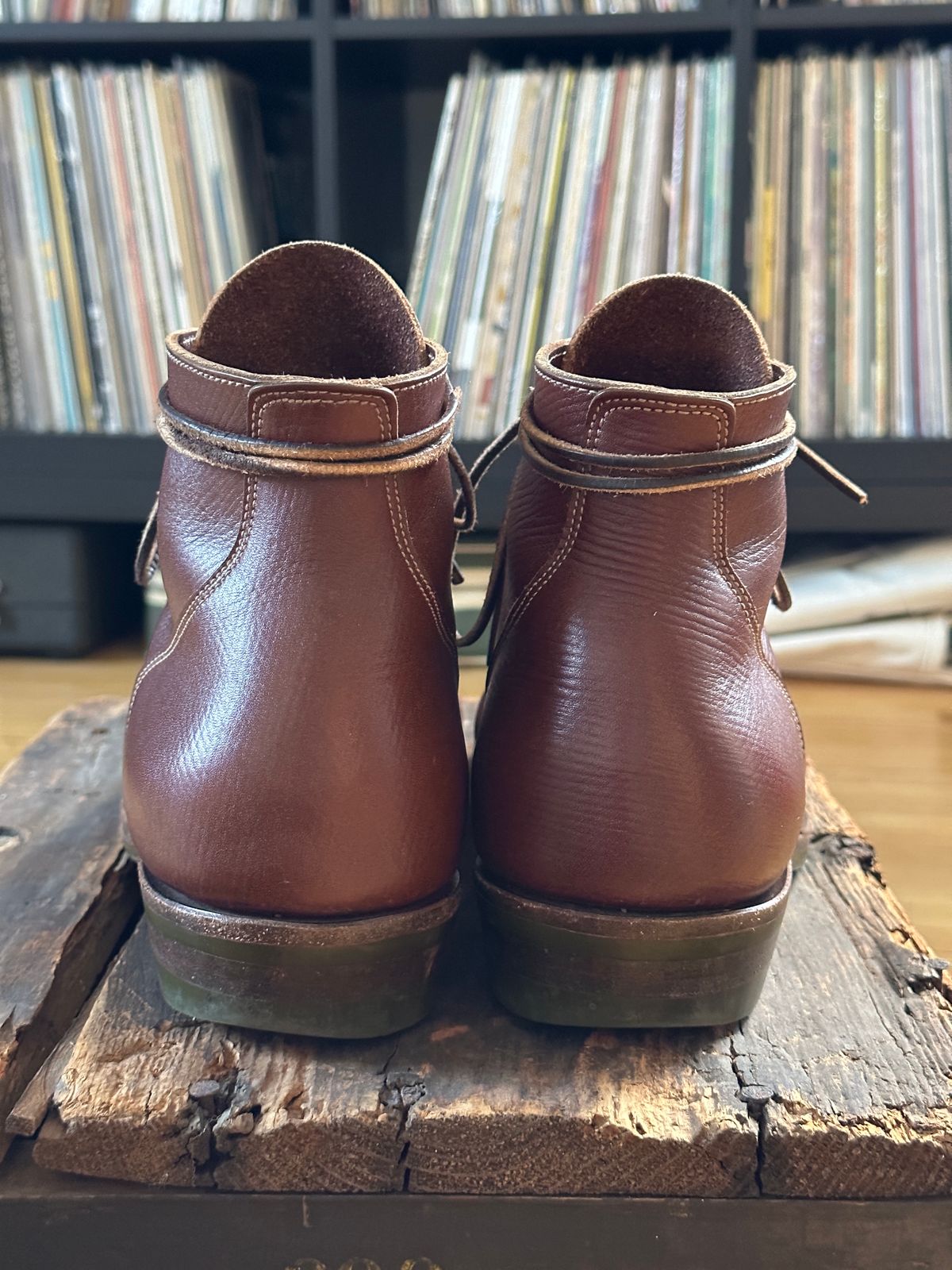 Photo by kosta on March 5, 2023 of the NF Bootmaker Milton Boot in J&FJ Baker Brown Russian Calf.