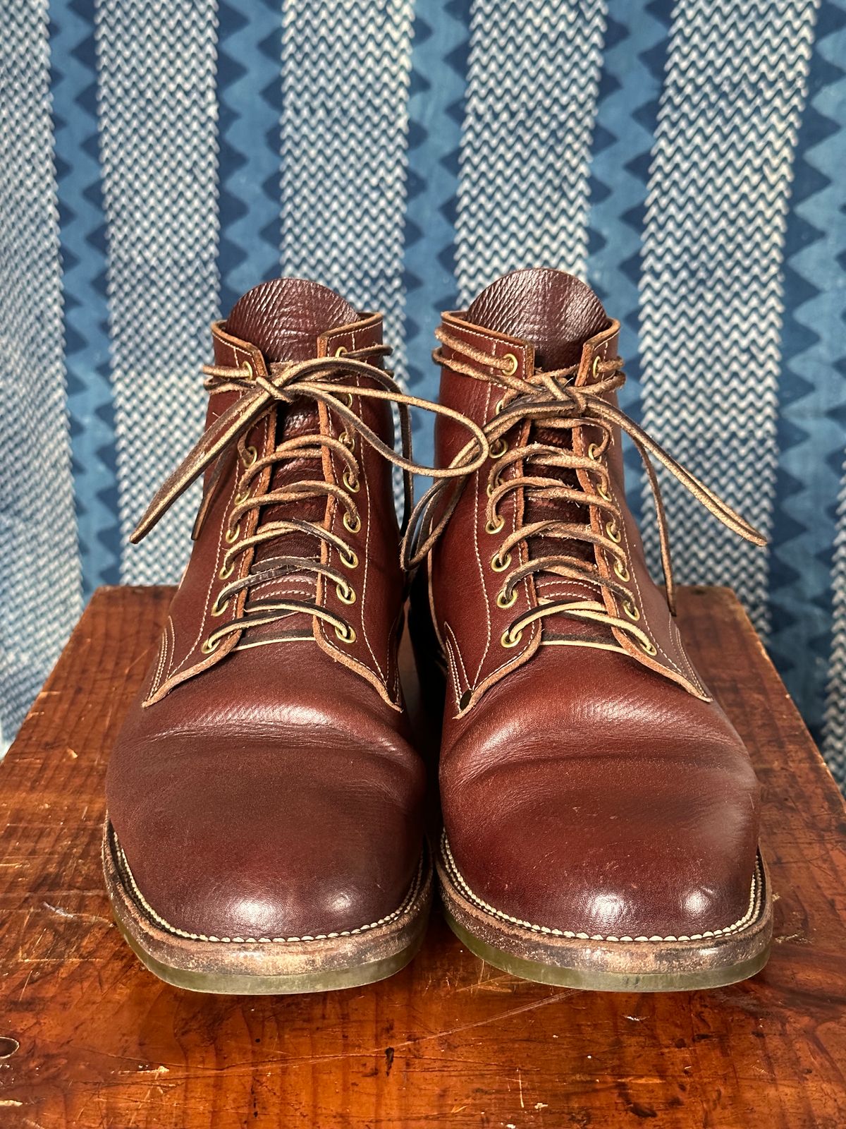 Photo by kosta on April 5, 2023 of the NF Bootmaker Milton Boot in J&FJ Baker Brown Russian Calf.