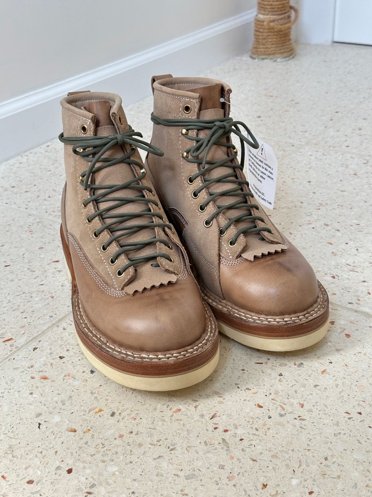 Photo by kosta on October 1, 2023 of the White's x Stumptown 6" North West LTT in Horween Natural Chromexcel.