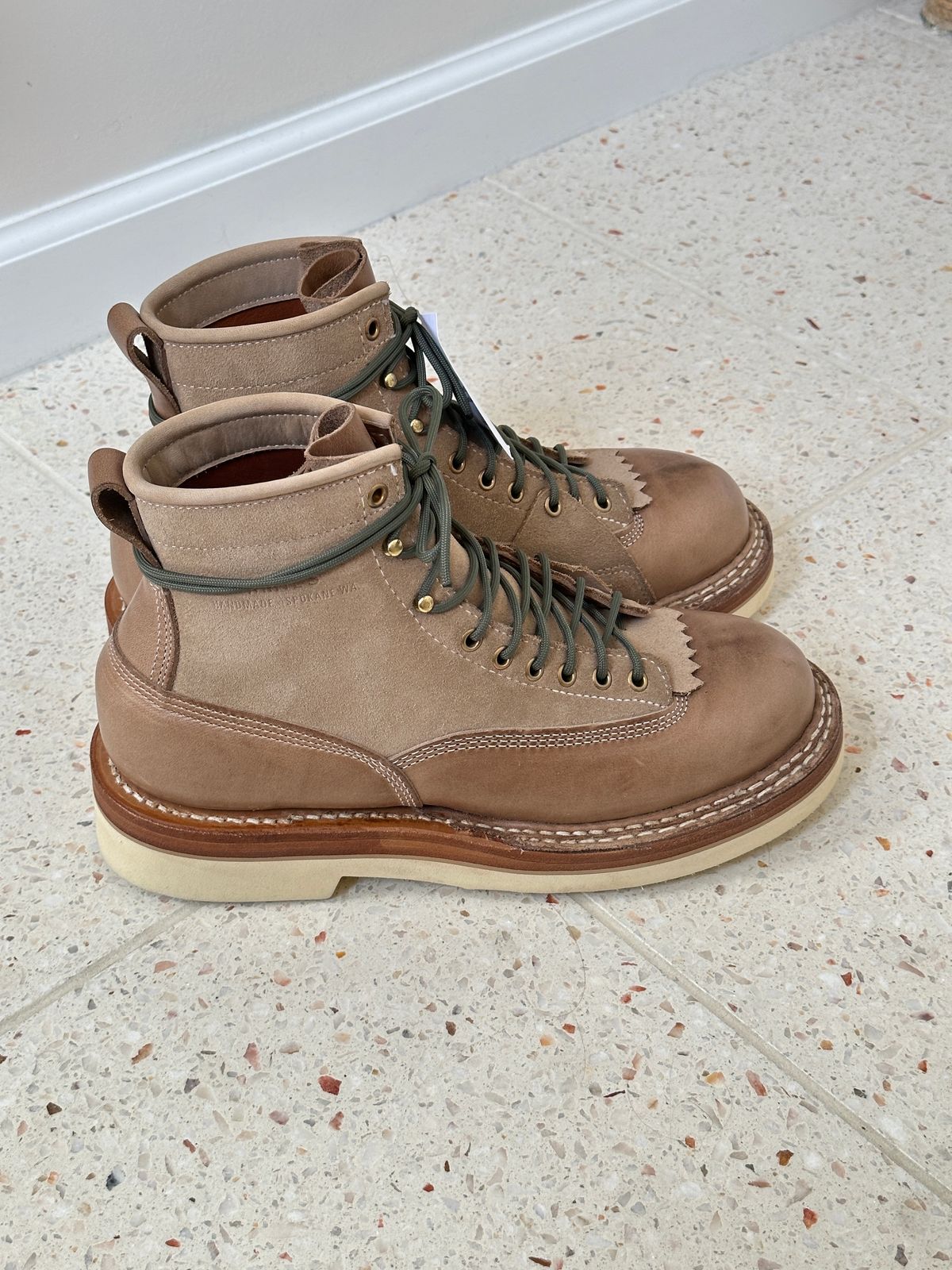 Photo by kosta on October 1, 2023 of the White's x Stumptown 6" North West LTT in Horween Natural Chromexcel.