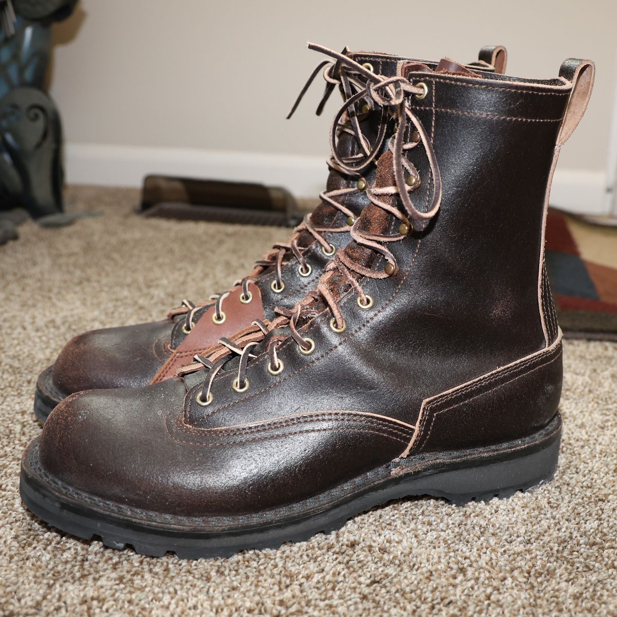 Photo by mfleeter on January 1, 2026 of the Nicks x Rose Anvil ND3 in Horween Brown Waxed Flesh.