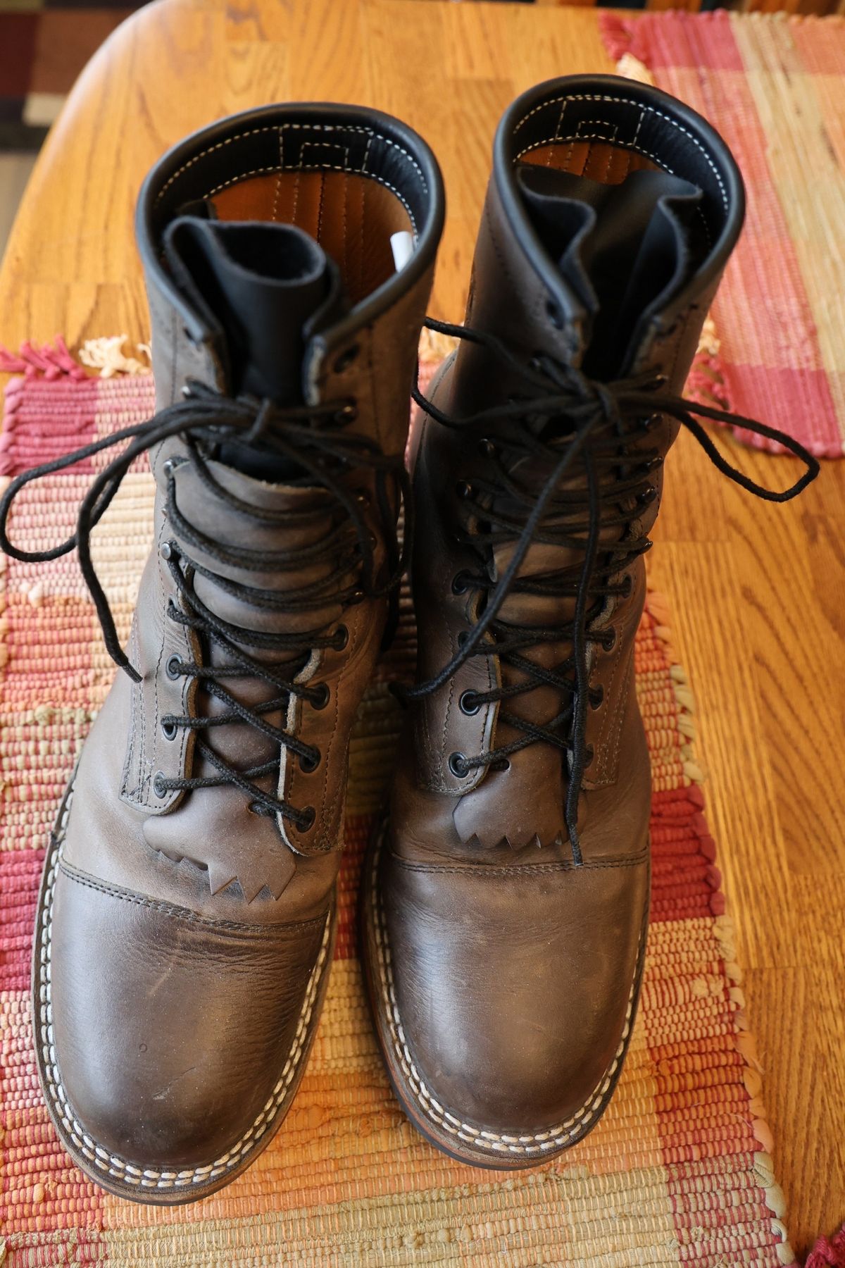 Photo by mfleeter on March 4, 2025 of the Frank's Boots Maxon in Horween Steel Predator.