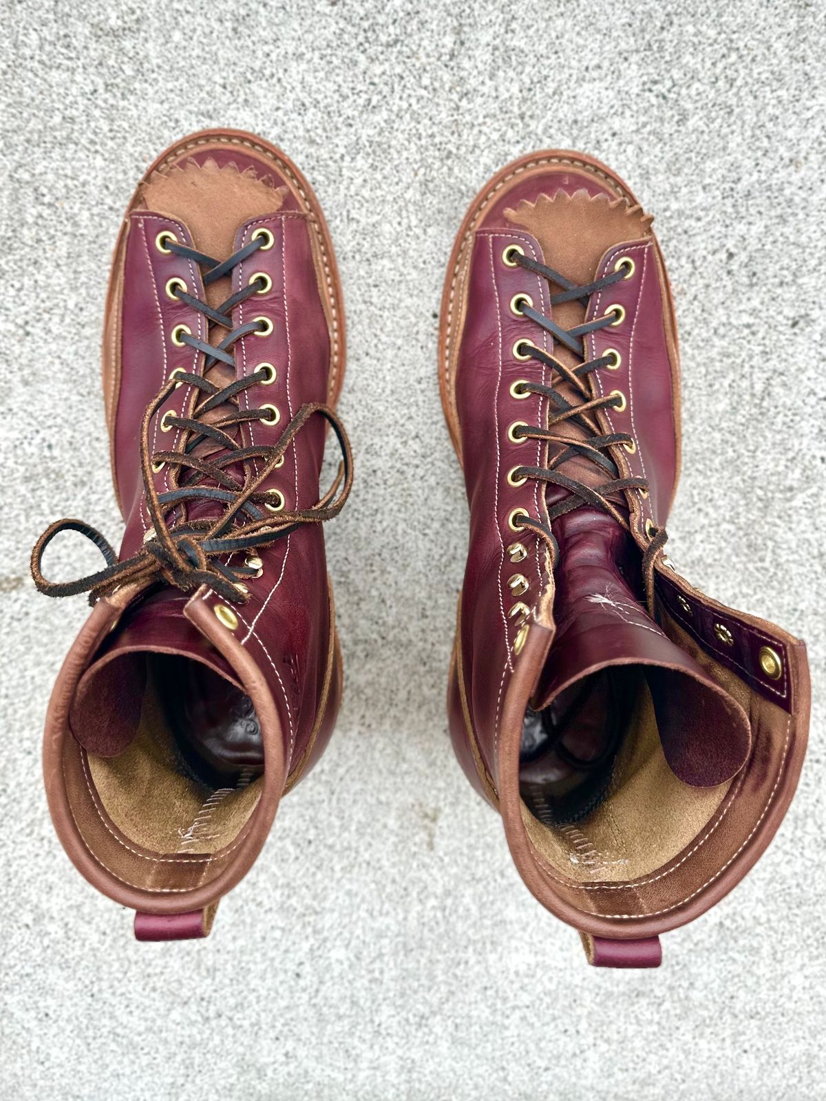 Photo by BootsetDaram on November 5, 2023 of the Role Club Lace To Toe A-2 Style in Horween Color 8 Chromexcel Horsehide & Unbuffed Horsehide.