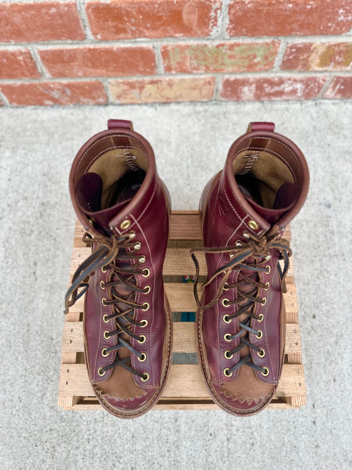 Photo by BootsetDaram on February 3, 2024 of the Role Club Lace To Toe A-2 Style in Horween Color 8 Chromexcel Horsehide & Unbuffed Horsehide.