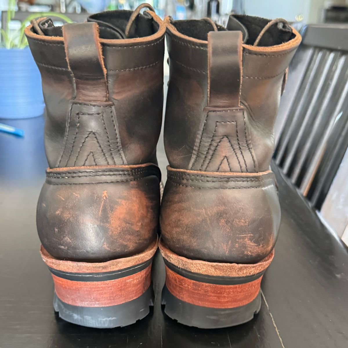 Photo by punkassjim on December 24, 2023 of the Nicks MTO in Horween Black Chromexcel.
