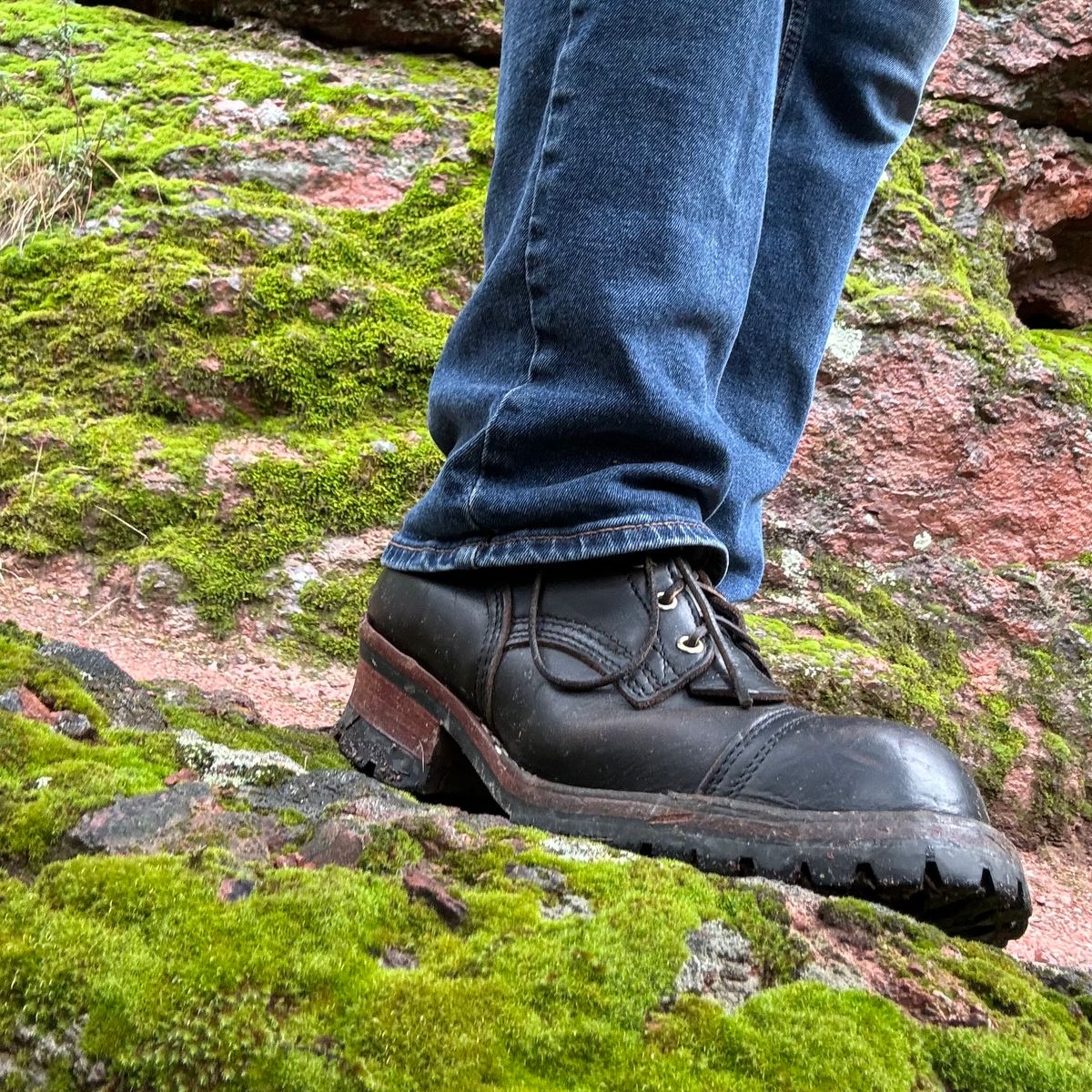Photo by punkassjim on January 3, 2024 of the Nicks MTO in Horween Black Chromexcel.
