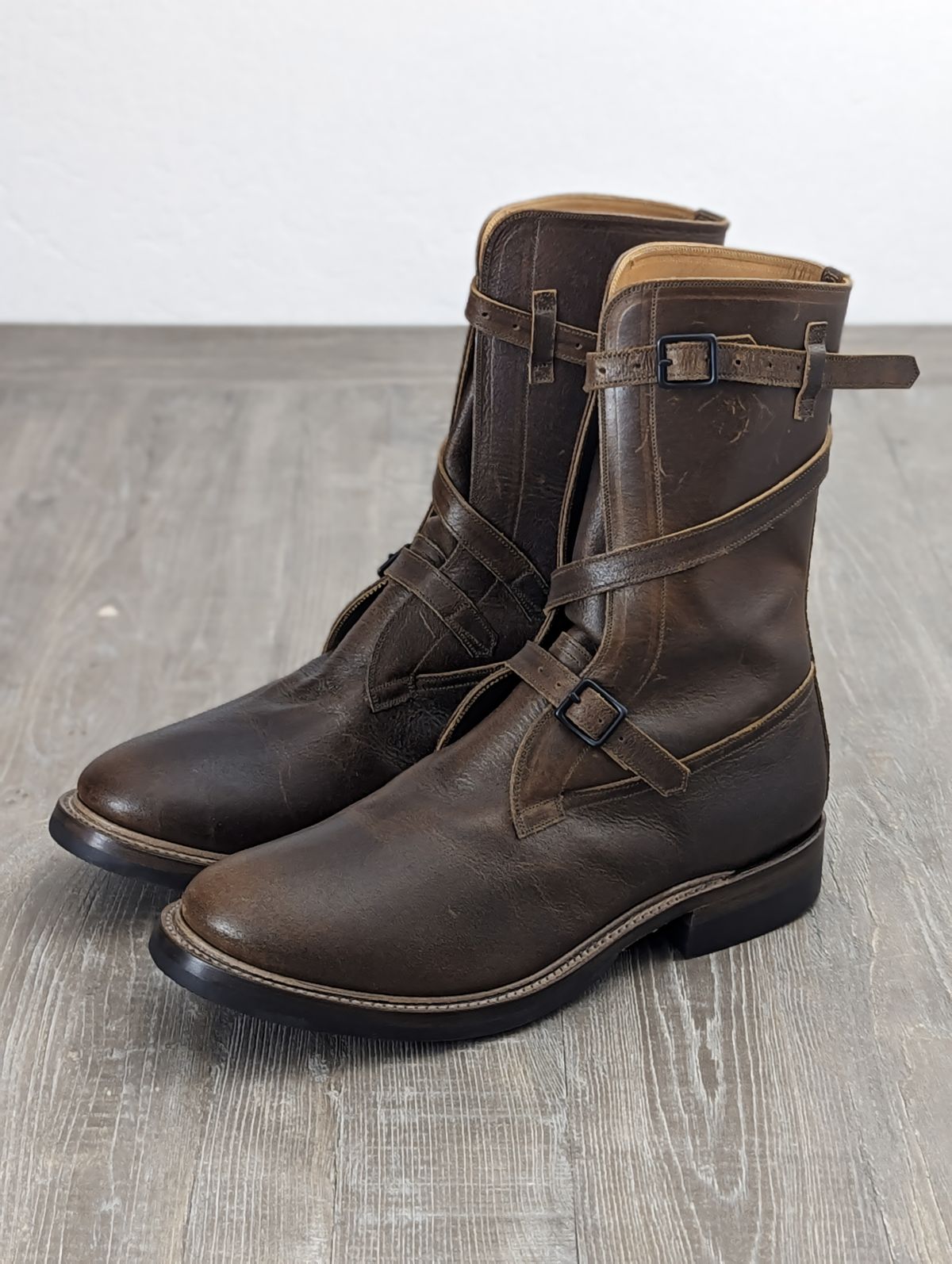 Photo by itsnotbriatall on October 1, 2023 of the Eastman Leather Tanker Boots in Horween Havana Burnished Roughout.