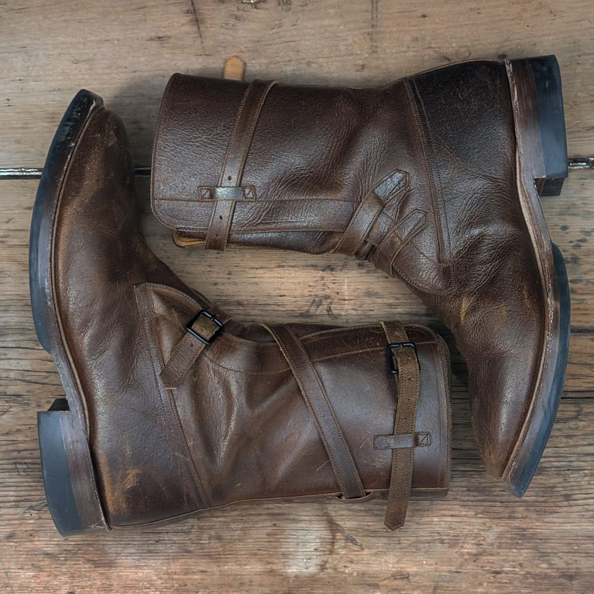 Photo by itsnotbriatall on February 3, 2024 of the Eastman Leather Tanker Boots in Horween Havana Burnished Roughout.