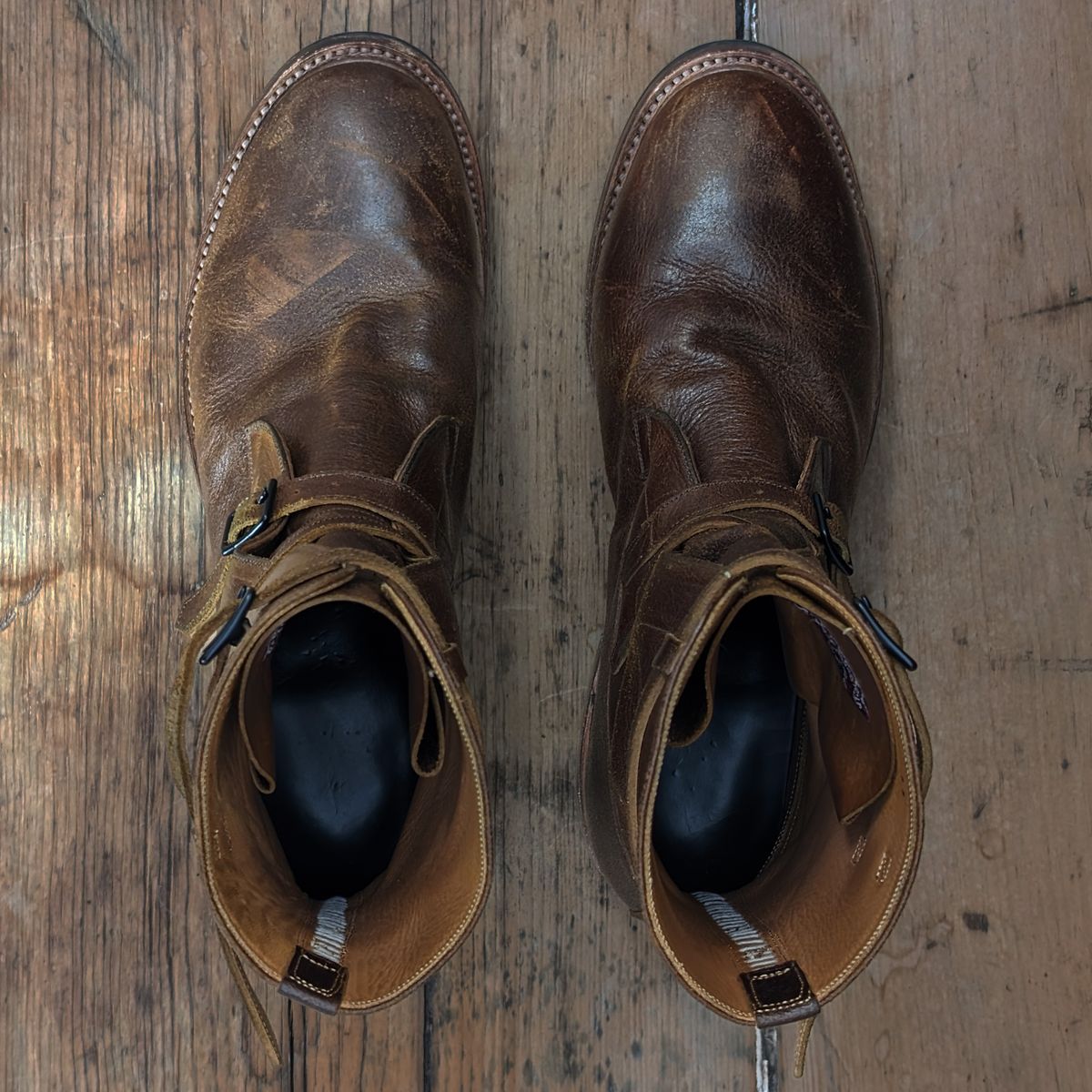 Photo by itsnotbriatall on February 3, 2024 of the Eastman Leather Tanker Boots in Horween Havana Burnished Roughout.