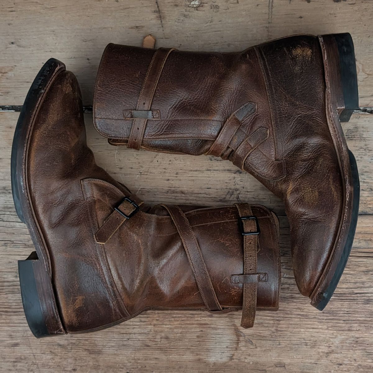 Photo by itsnotbriatall on March 3, 2024 of the Eastman Leather Tanker Boots in Horween Havana Burnished Roughout.