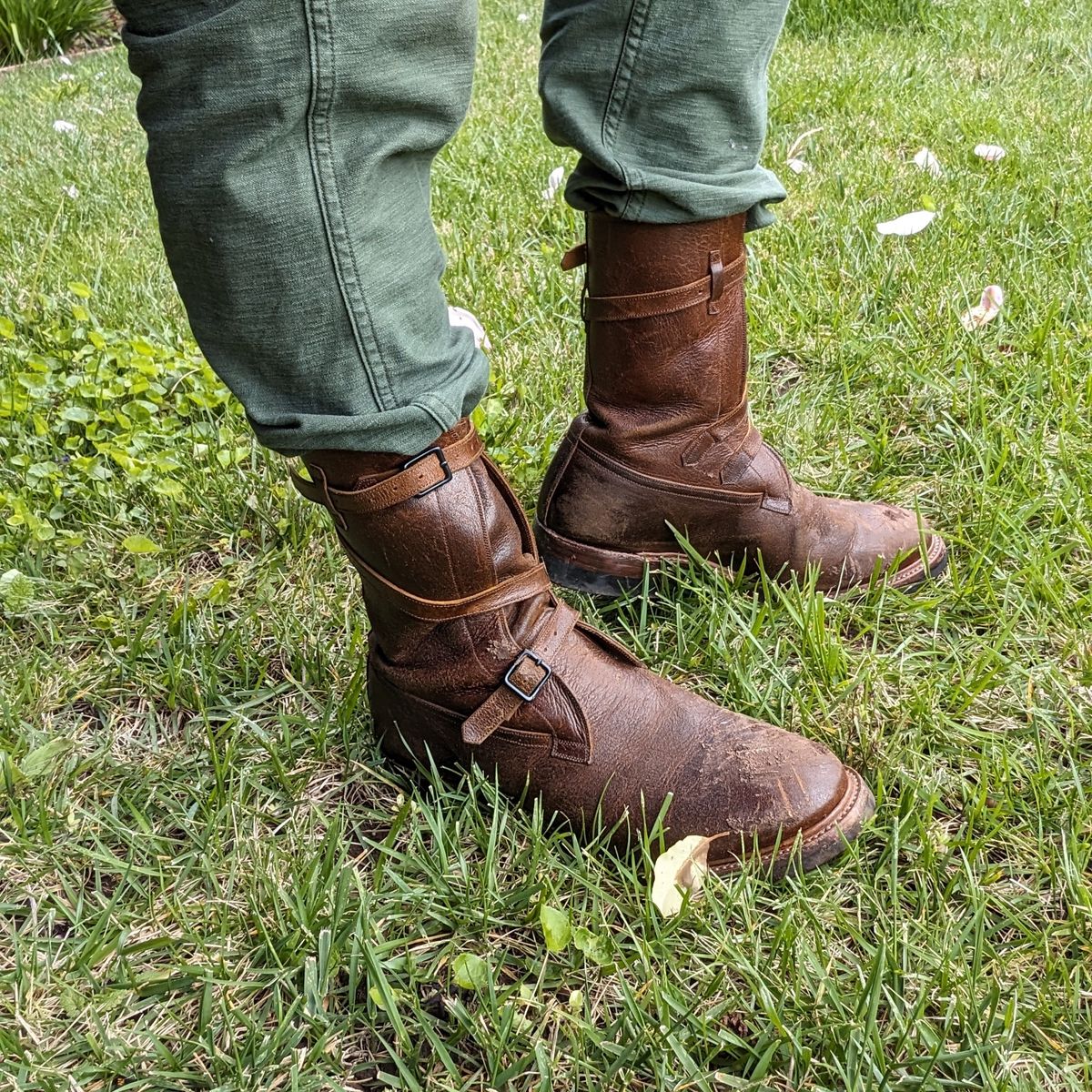 Photo by itsnotbriatall on April 2, 2024 of the Eastman Leather Tanker Boots in Horween Havana Burnished Roughout.