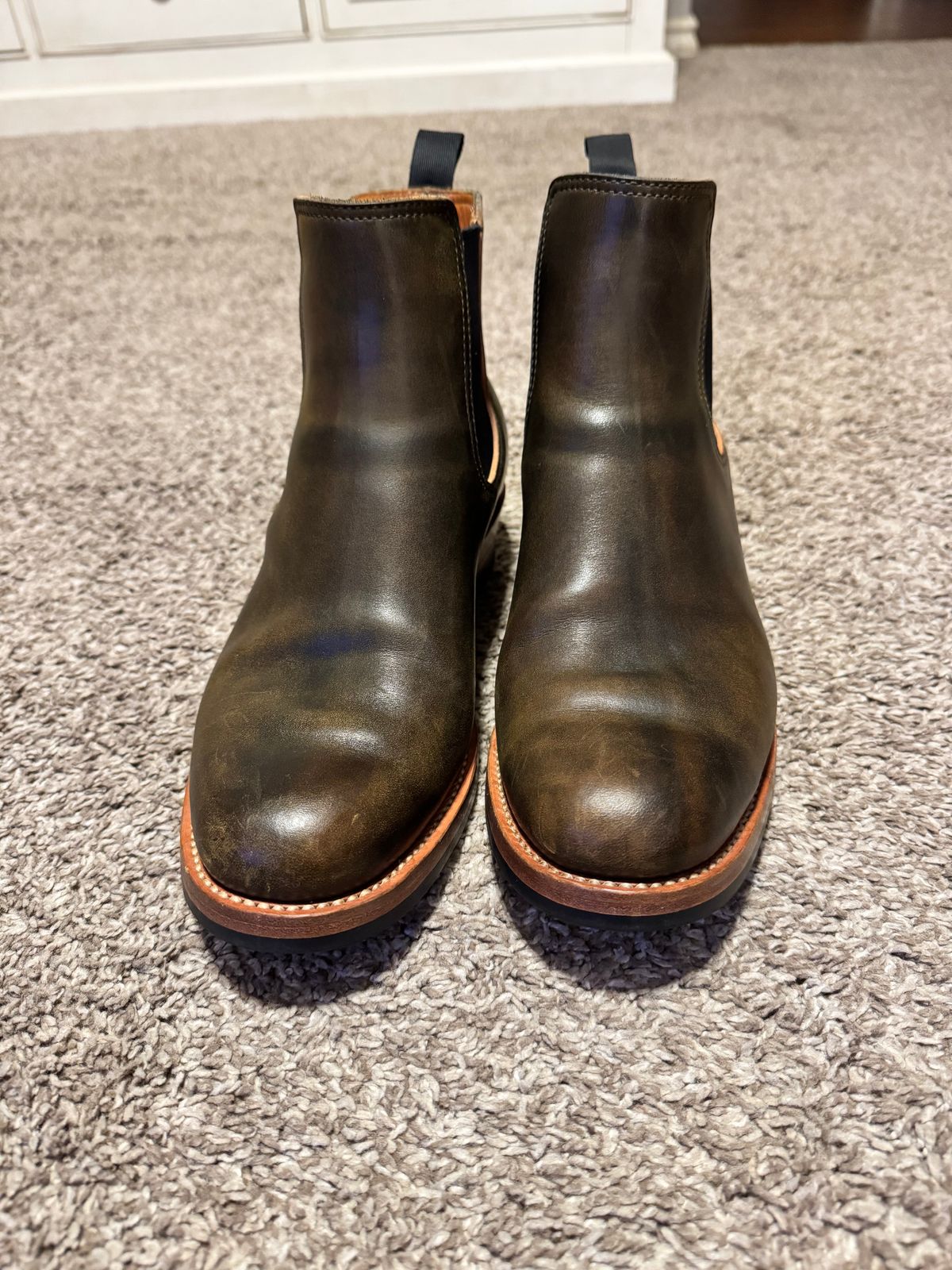 Photo by johnkrauser on October 1, 2025 of the Flame Panda Wholecut Chelsea in Natural Horsebutt Overdyed Olive.
