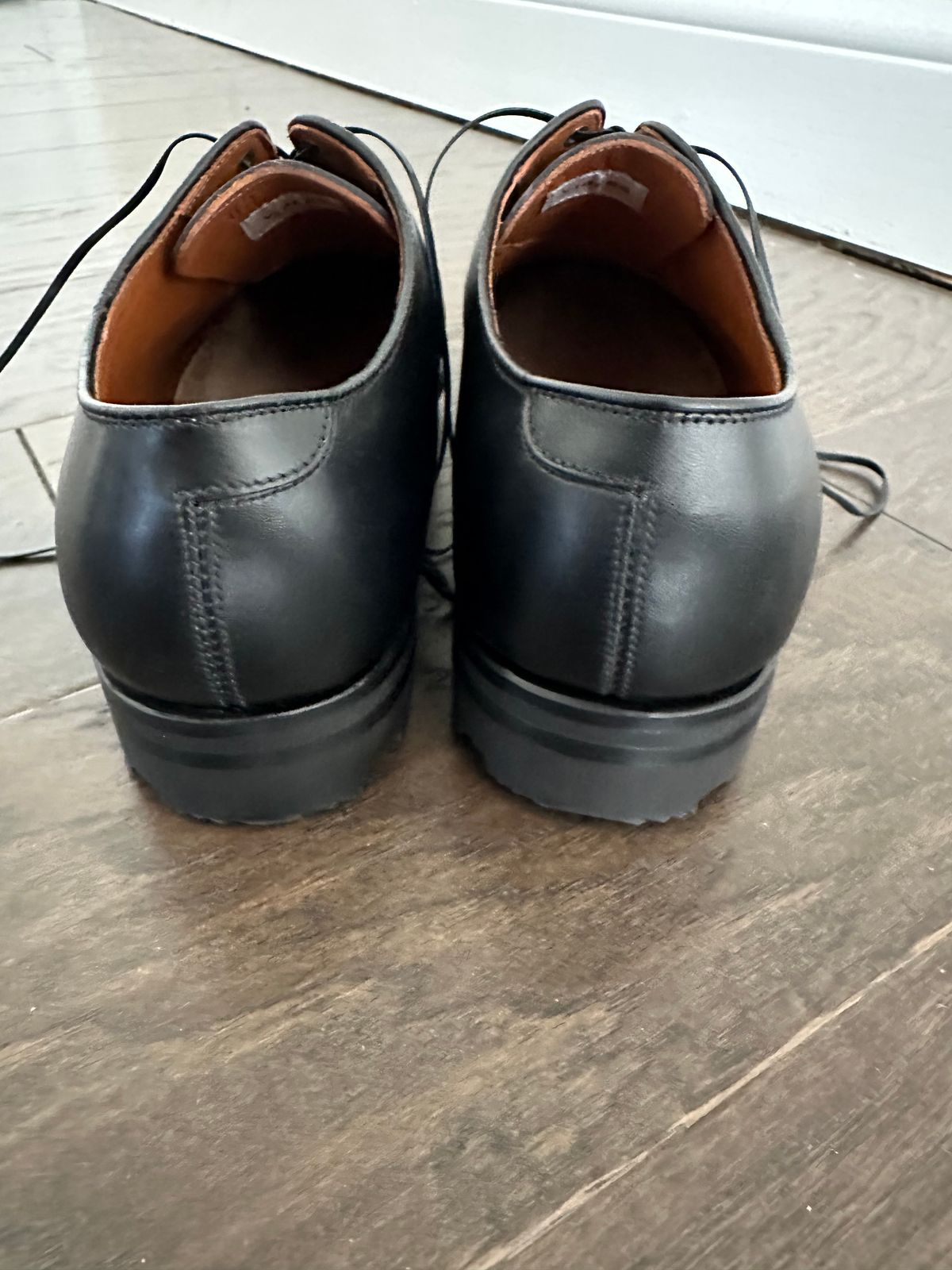 Photo by trickbrick on October 3, 2023 of the Viberg Bastion Oxford in D'Annonay Black Calf.