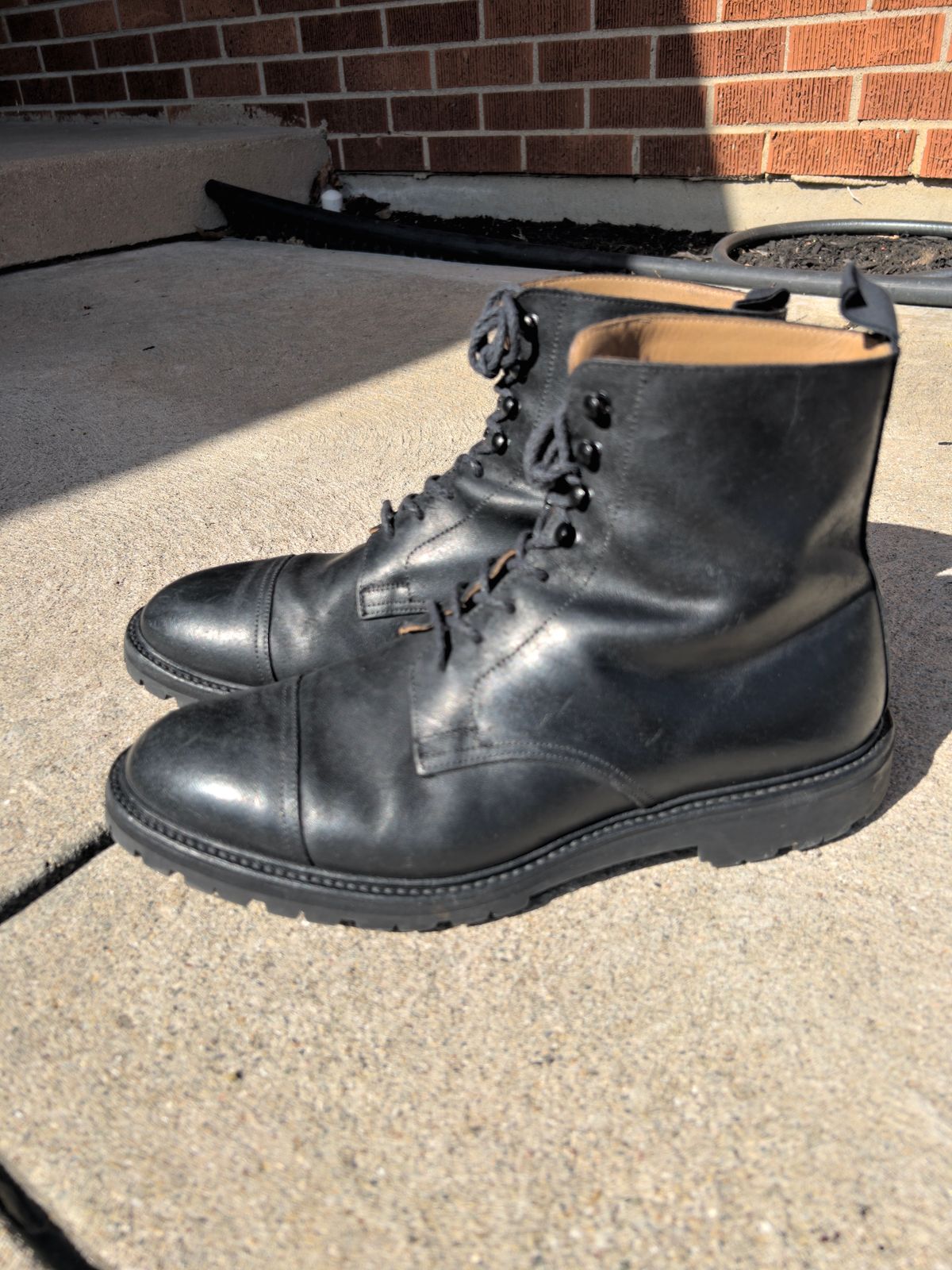 Photo by tayalejandro on March 4, 2023 of the Crockett & Jones Coniston in Black Roughout Suede.
