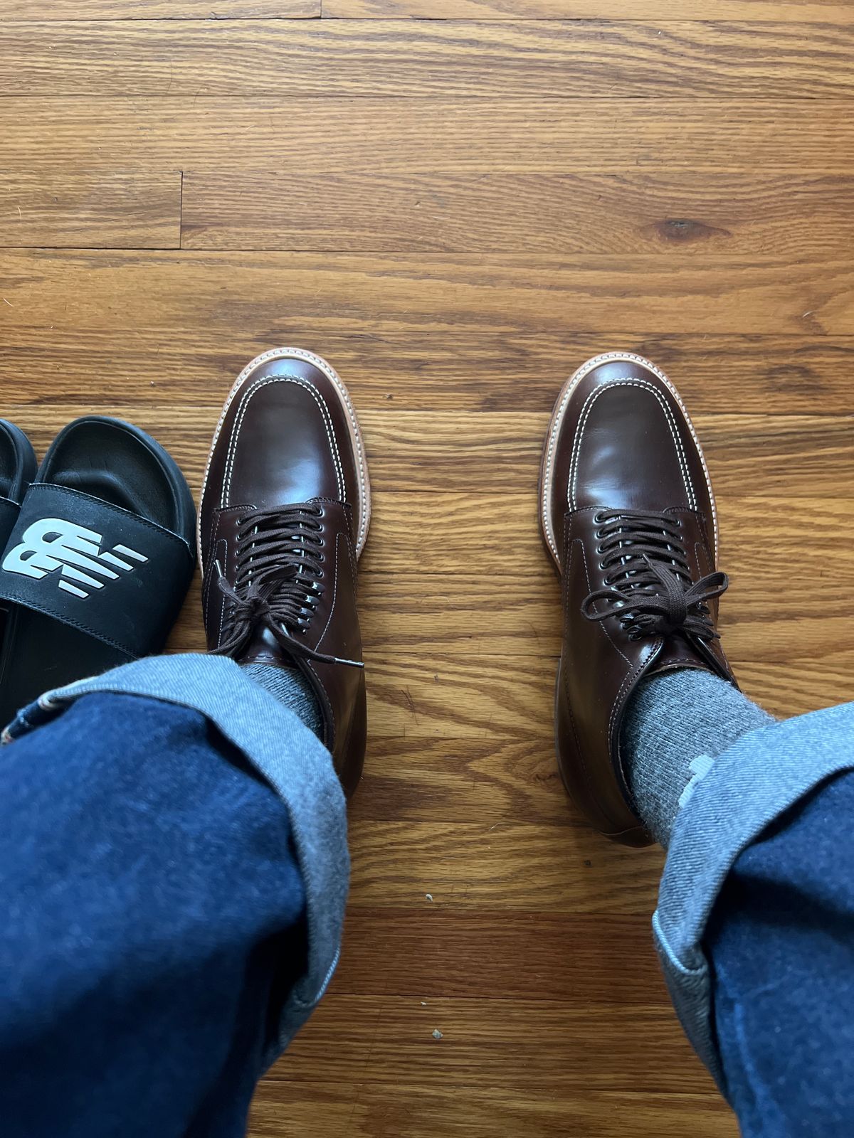 Photo by tayalejandro on November 5, 2022 of the Alden Indy Boot in Horween Brown Chromexcel.
