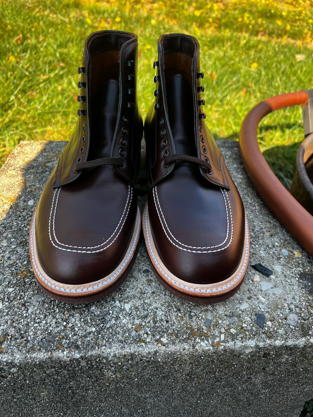 Photo by tayalejandro on November 5, 2022 of the Alden Indy Boot in Horween Brown Chromexcel.