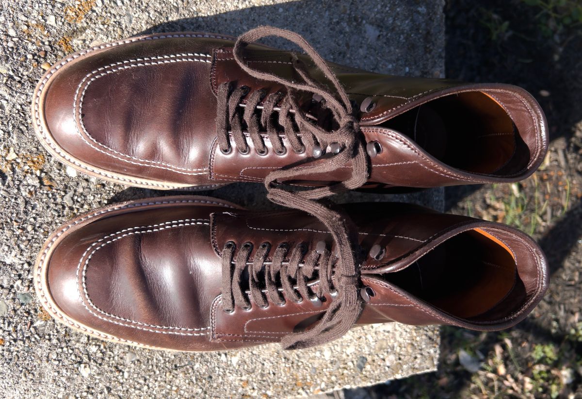 Photo by tayalejandro on December 4, 2022 of the Alden Indy Boot in Horween Brown Chromexcel.