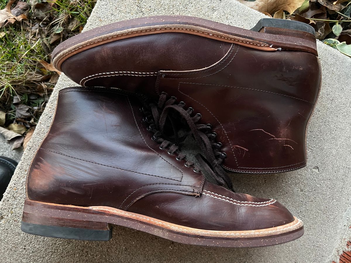 Photo by tayalejandro on February 3, 2023 of the Alden Indy Boot in Horween Brown Chromexcel.