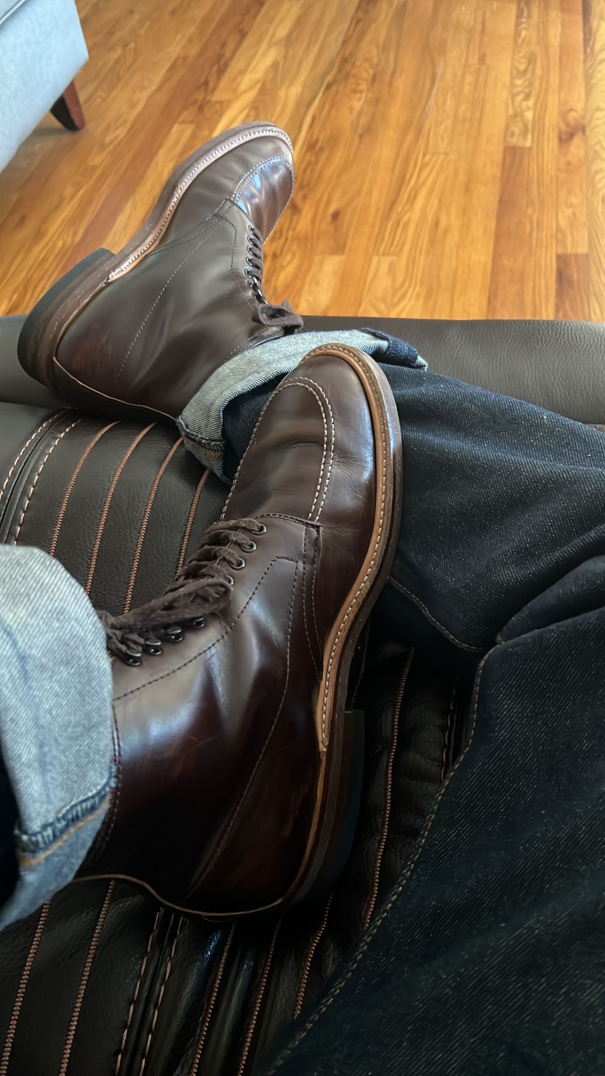 Photo by tayalejandro on March 4, 2023 of the Alden Indy Boot in Horween Brown Chromexcel.