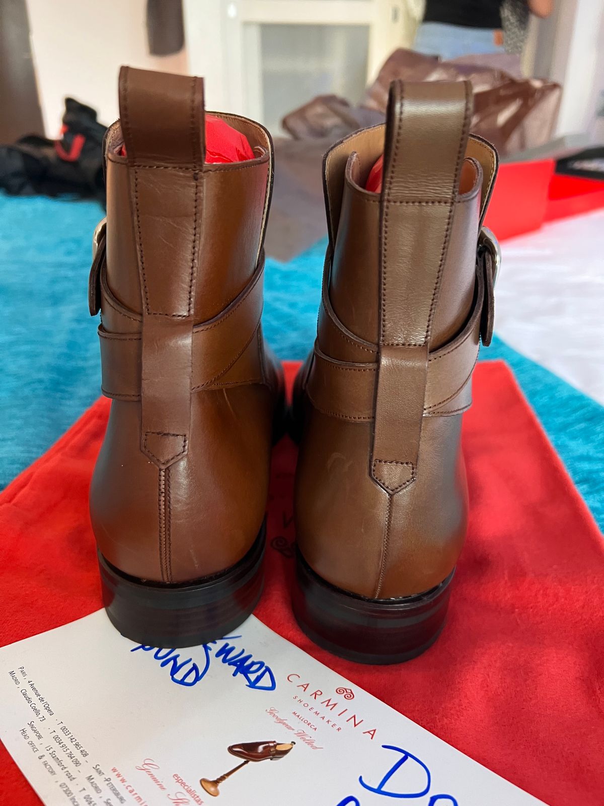Photo by tayalejandro on November 4, 2023 of the Carmina Jodhpur Boots in Brown Vegano.