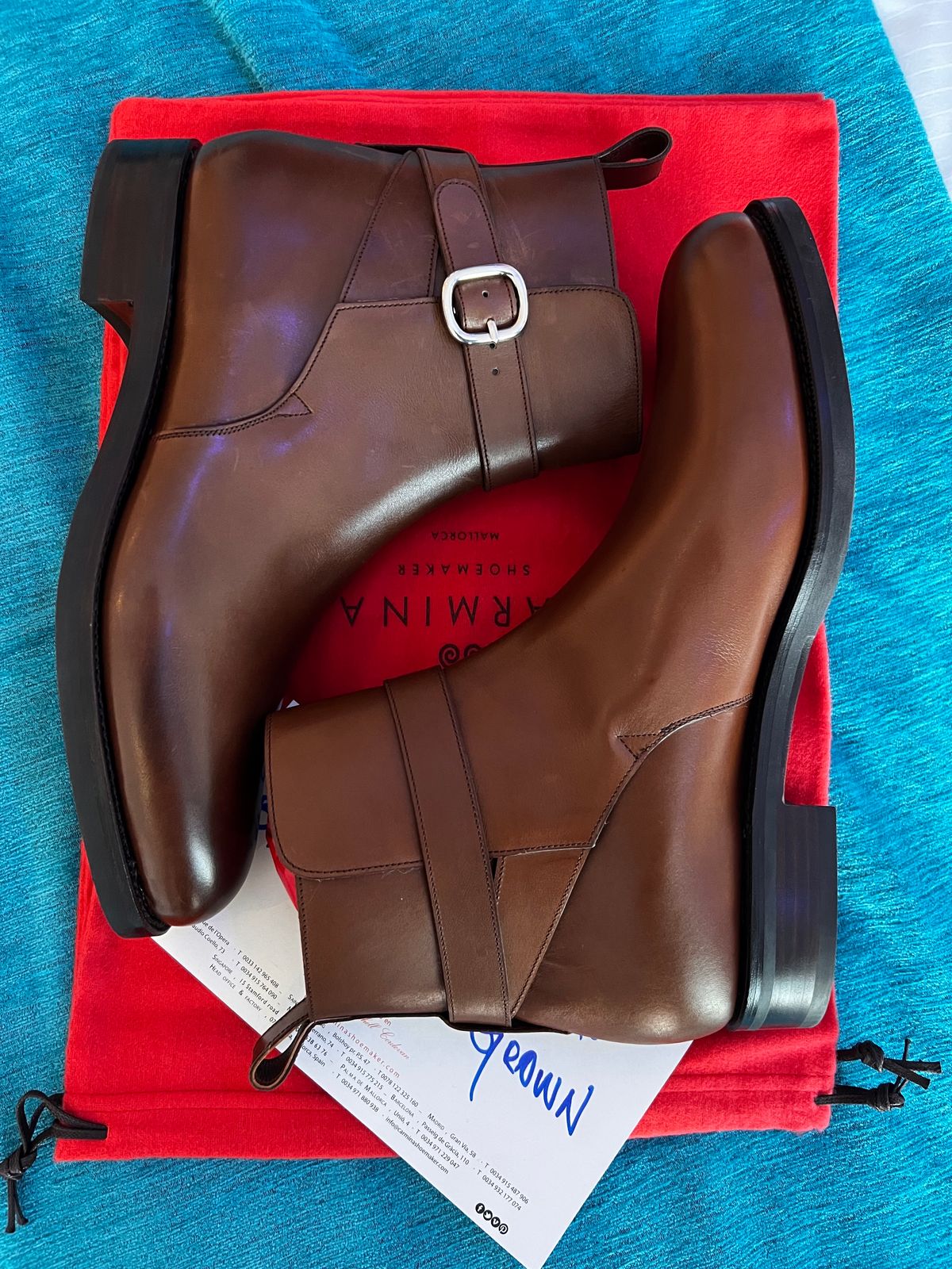 Photo by tayalejandro on November 4, 2023 of the Carmina Jodhpur Boots in Brown Vegano.