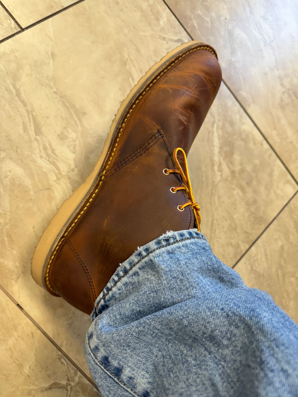 Photo by Timm on October 10, 2025 of the Red Wing Weekender Chukka in Red Wing Copper Rough And Tough.