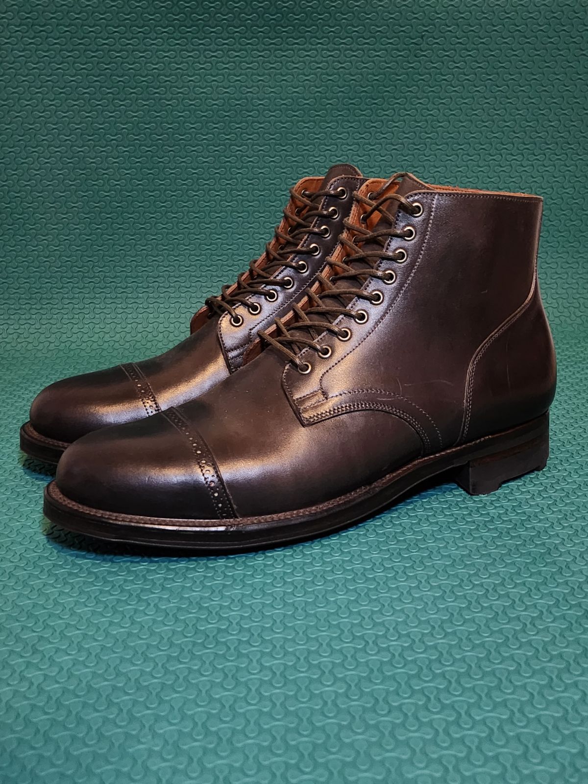 Photo by celebrate333 on October 1, 2023 of the Viberg Service Boot BCT in Maryam T. Moro Horsebutt.