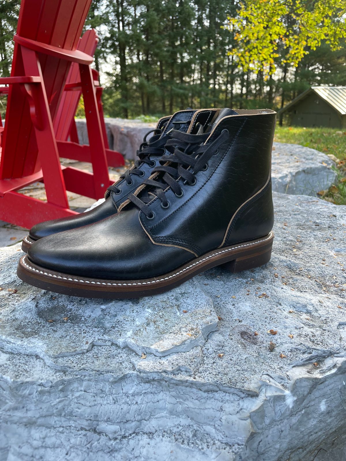 Photo by jeffa on October 1, 2023 of the John Lofgren M-43 Service Shoes in Shinki Black Teacore Horsebutt.
