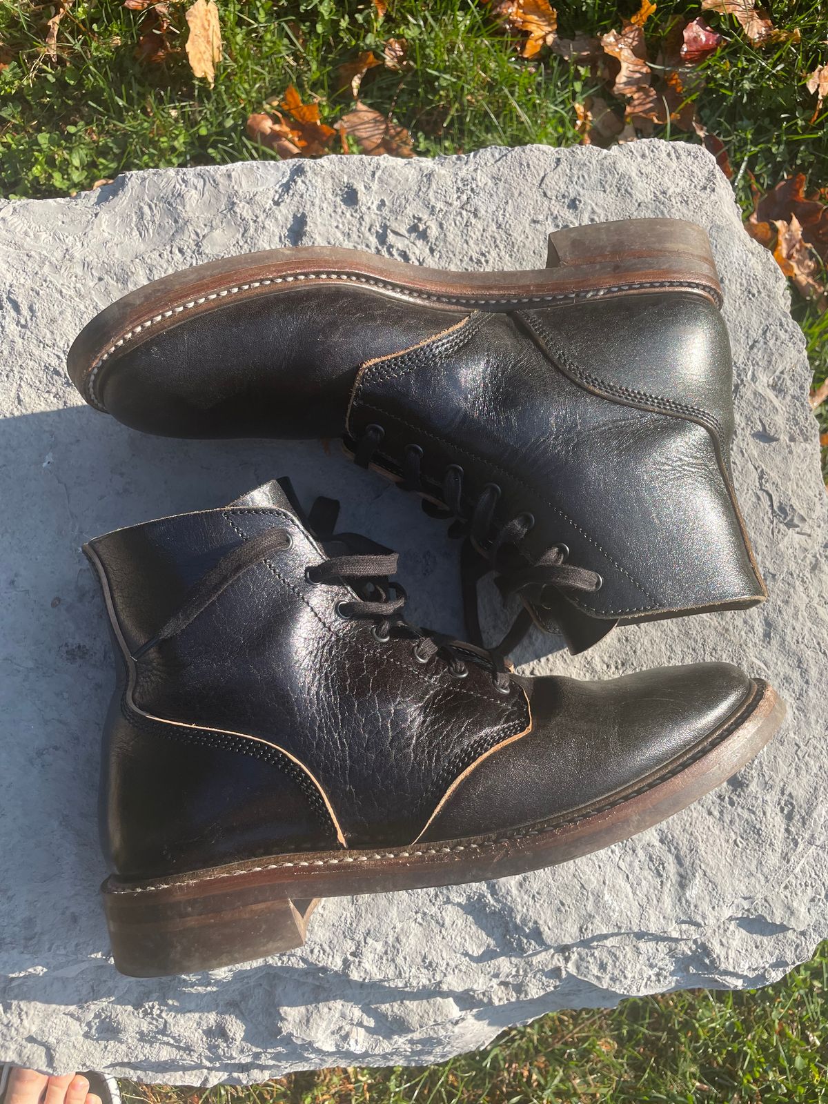 Photo by jeffa on November 4, 2023 of the John Lofgren M-43 Service Shoes in Shinki Black Teacore Horsebutt.